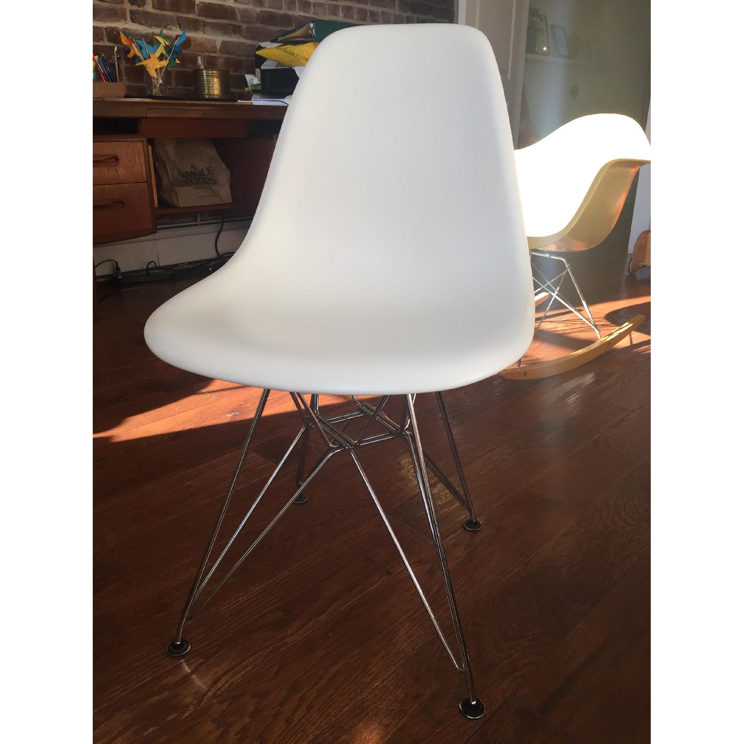 Herman Miller Eames Eiffel White Plastic Chair - image-4