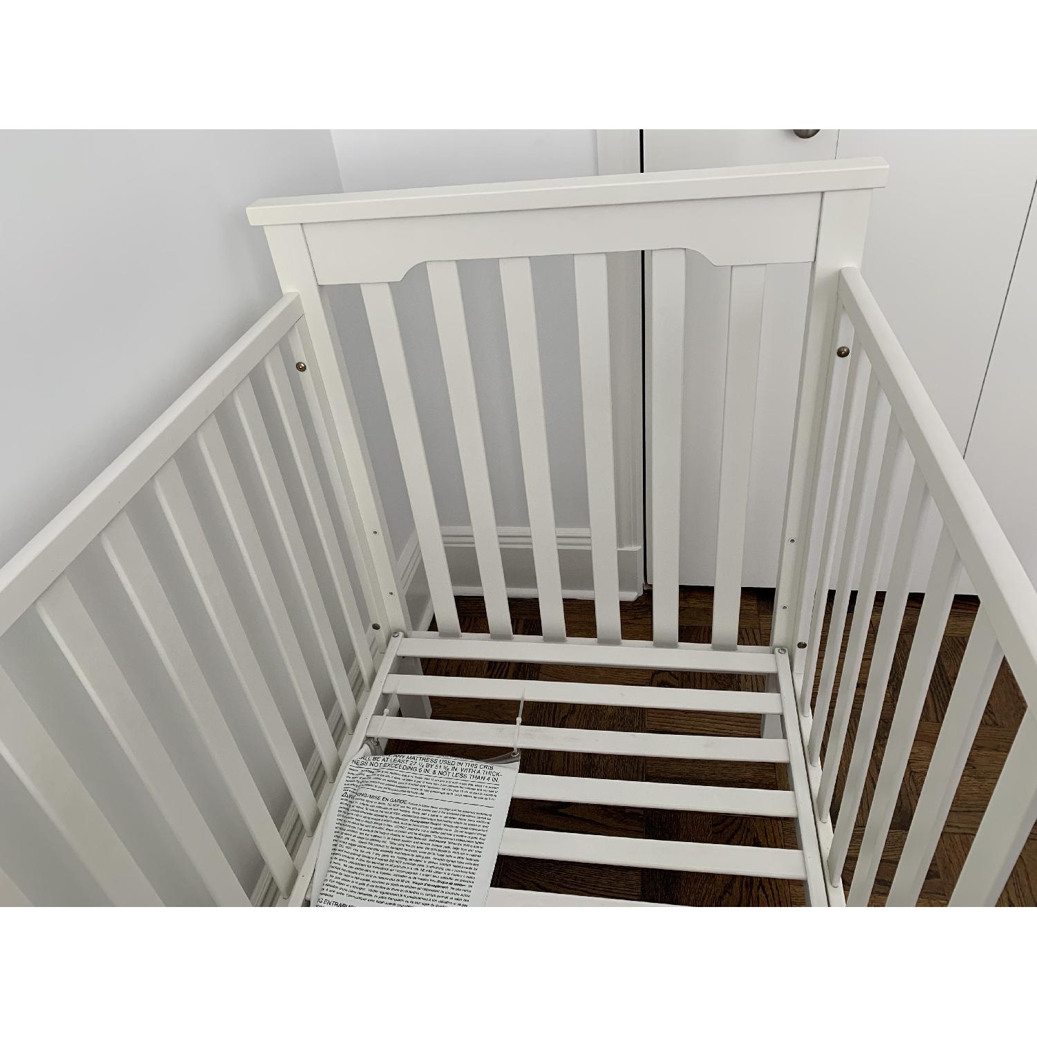 Natart Barcelona Classic Crib in White - image-2