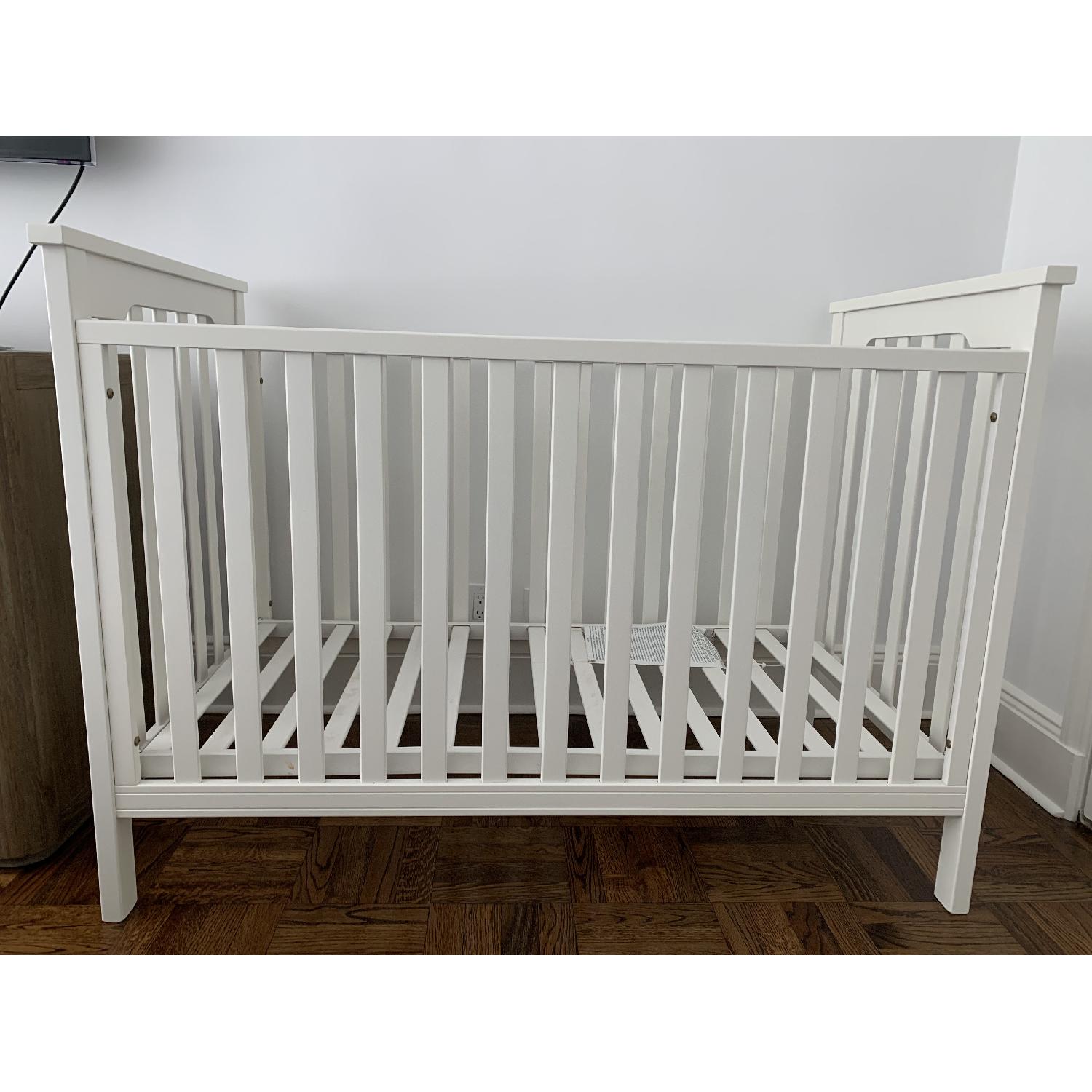 Natart Barcelona Classic Crib in White - image-4