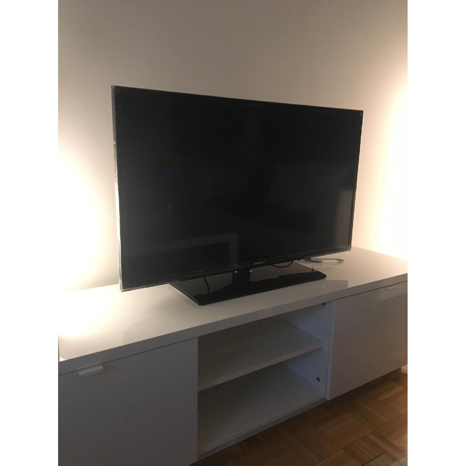 Ikea Byas White TV Unit AptDeco
