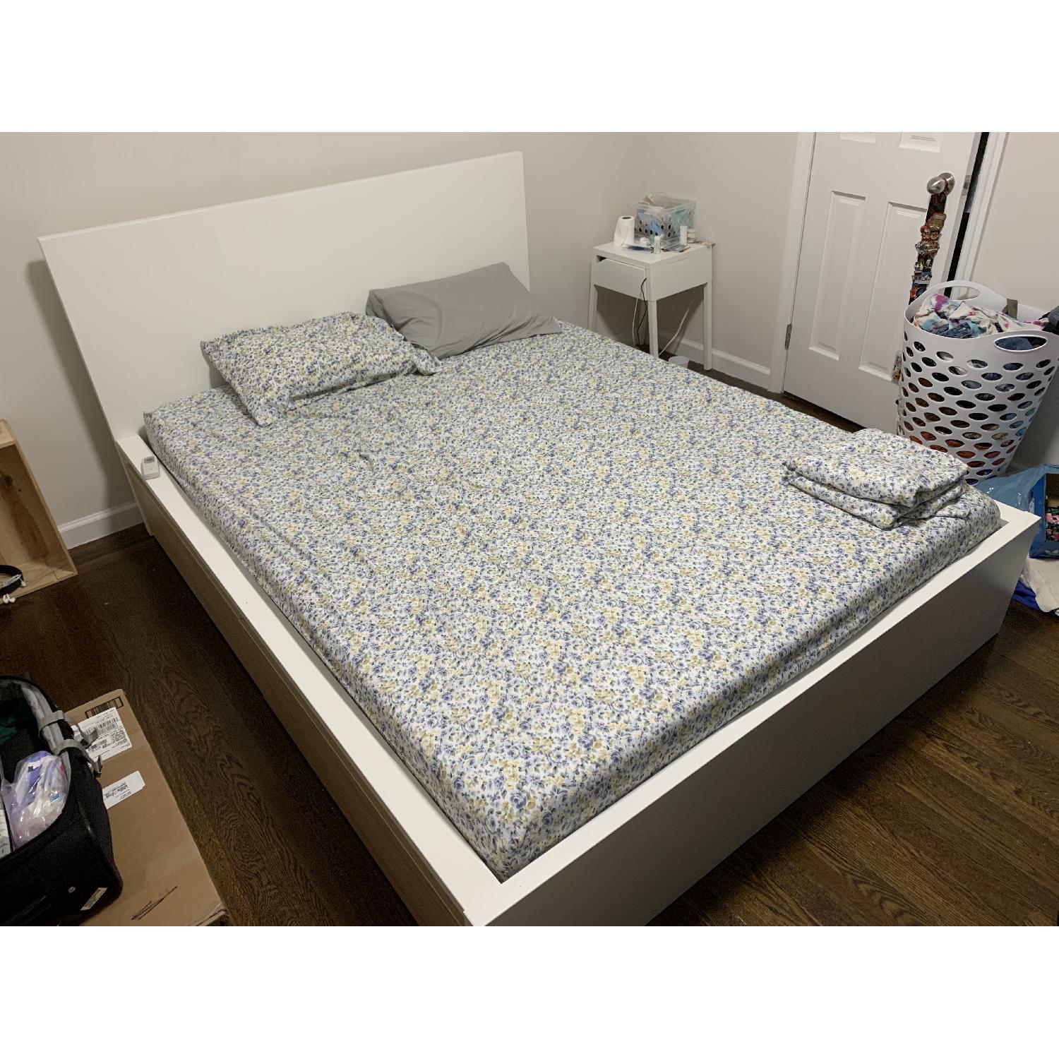 Ikea Malm Queen Bed W Storage Drawers Aptdeco