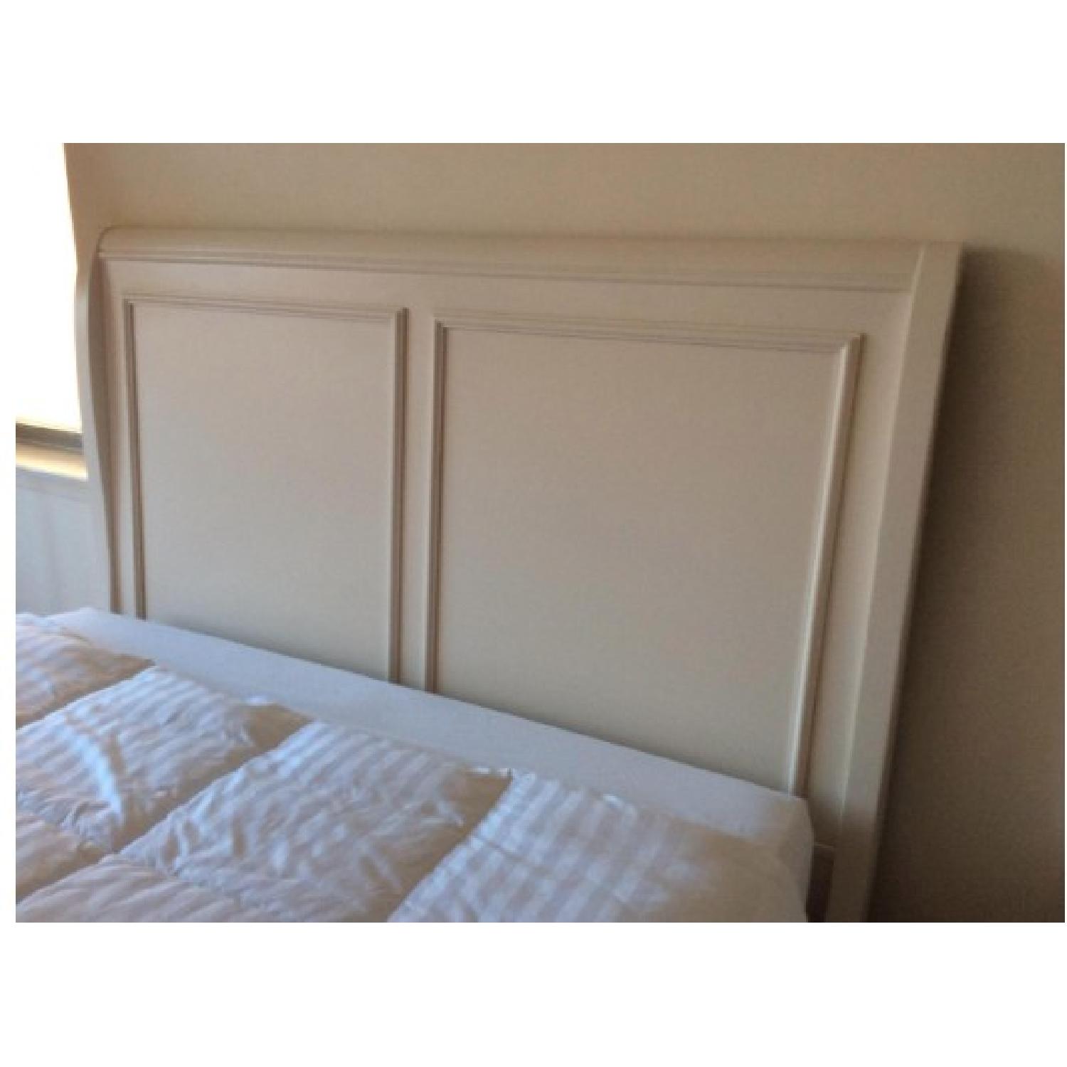 Macy's Solid Wood Queen Sleigh Bed - AptDeco