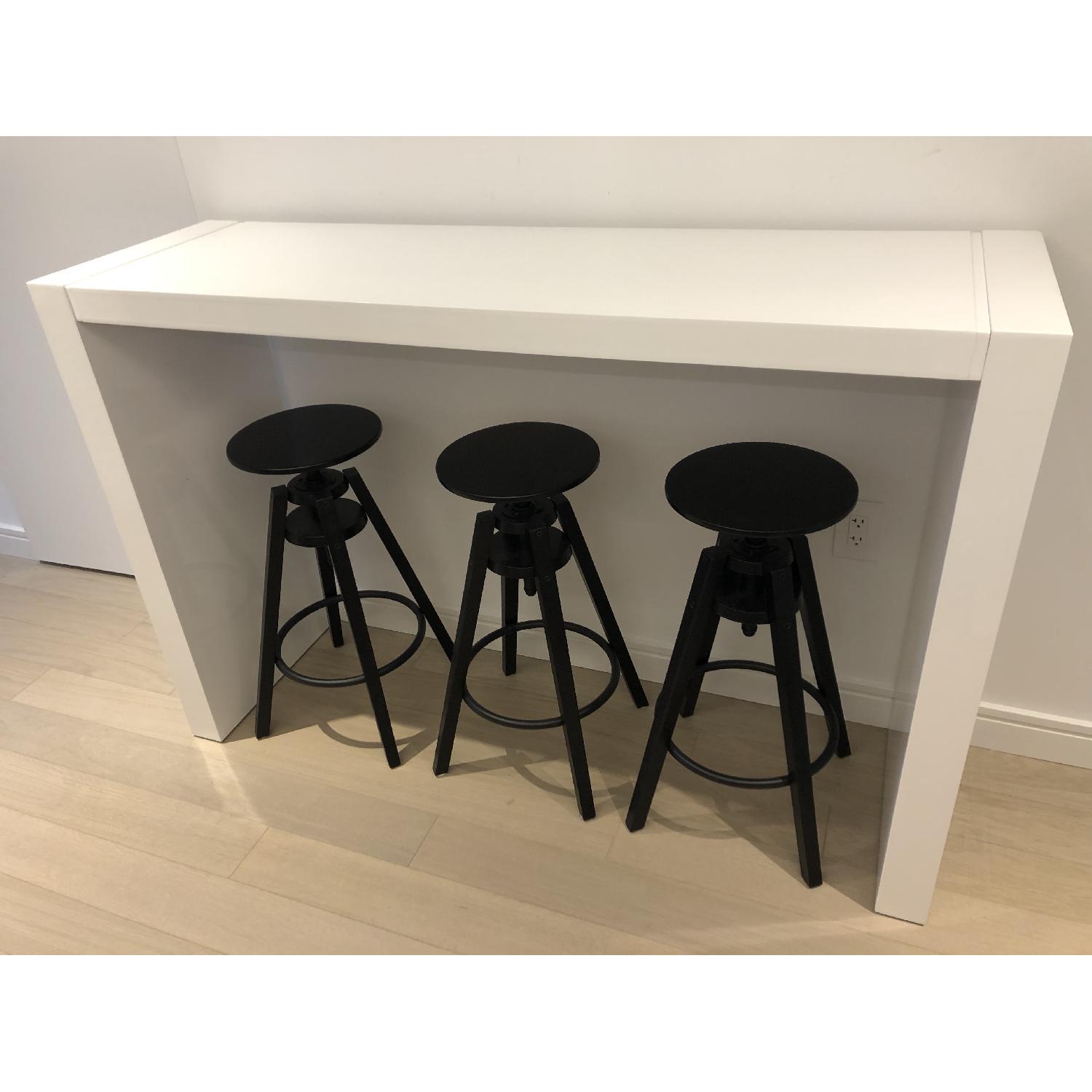 White Gloss Lacquer Pub/Bar Table - image-3