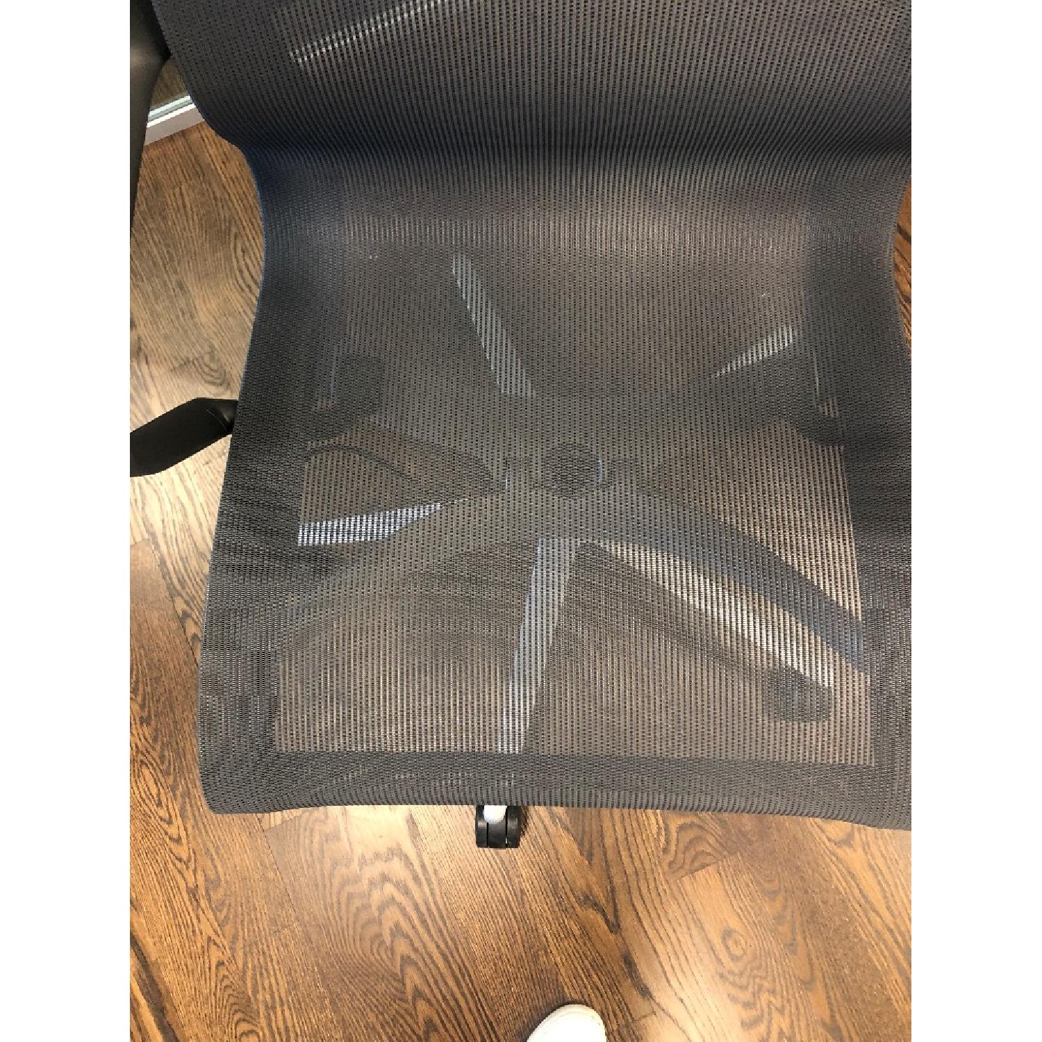 Herman Miller Setu Chair - image-2