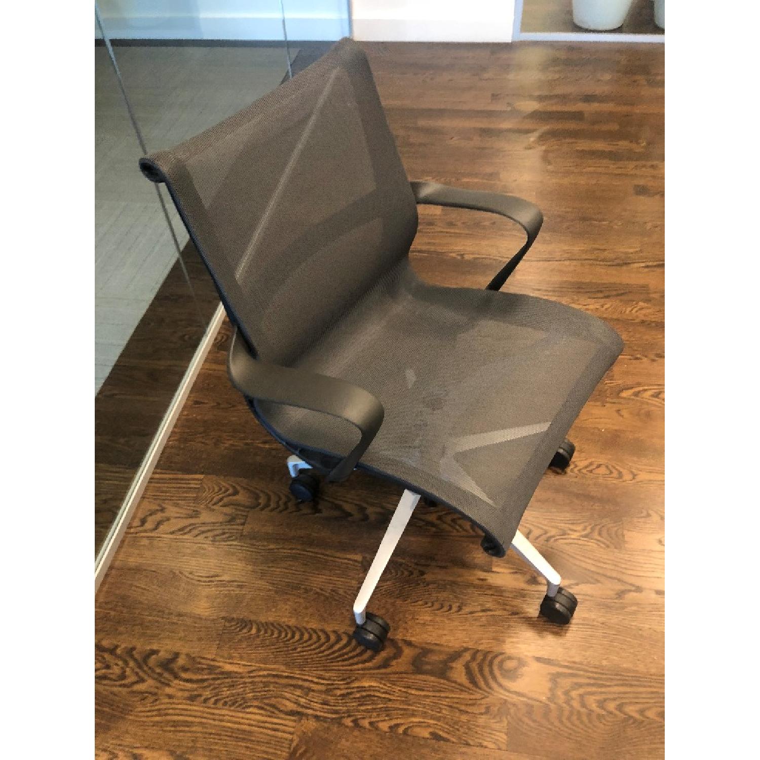 Herman Miller Setu Chair - image-4