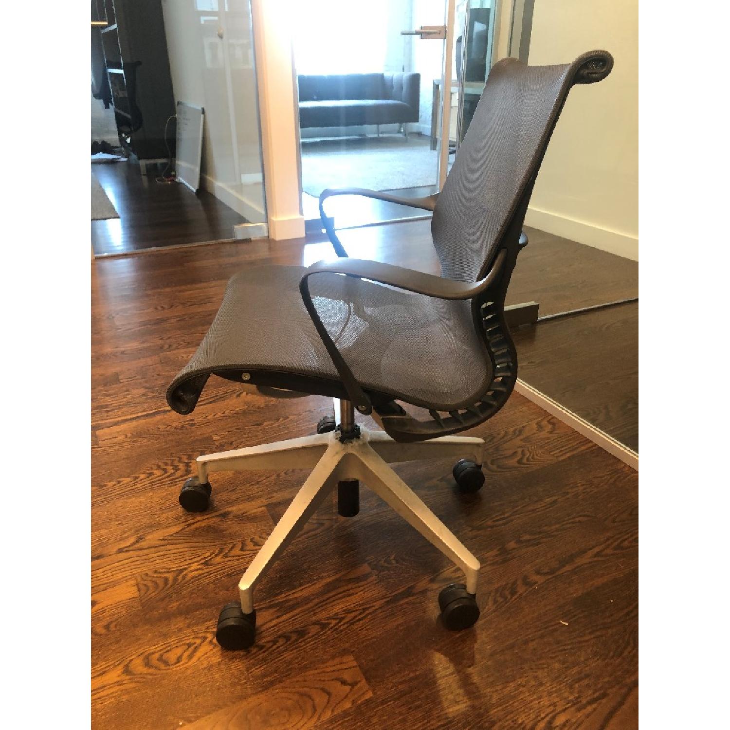 Herman Miller Setu Chair - image-5