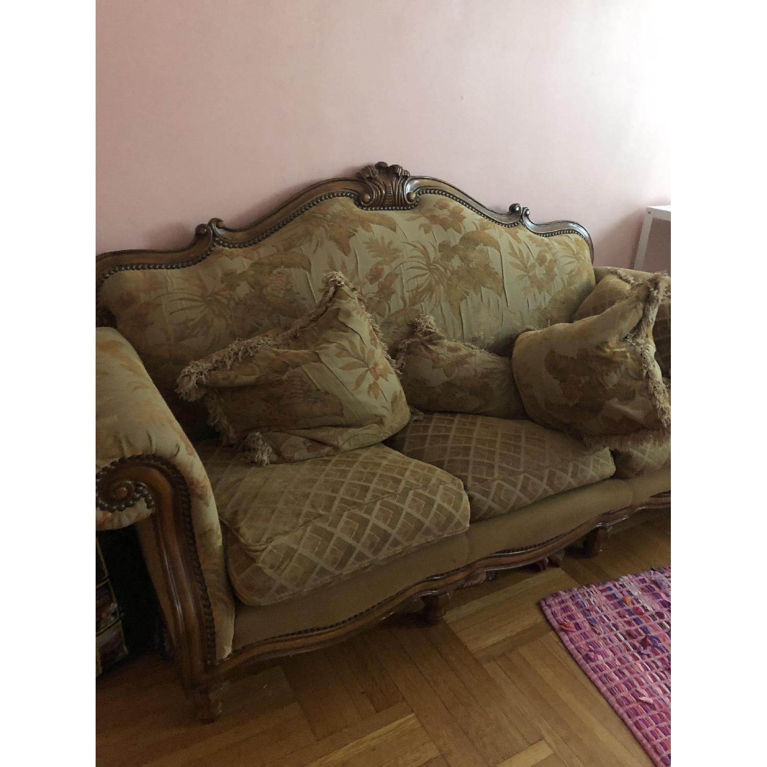 Thomasville Ernest Hemingway Pauline Sofa - image-3