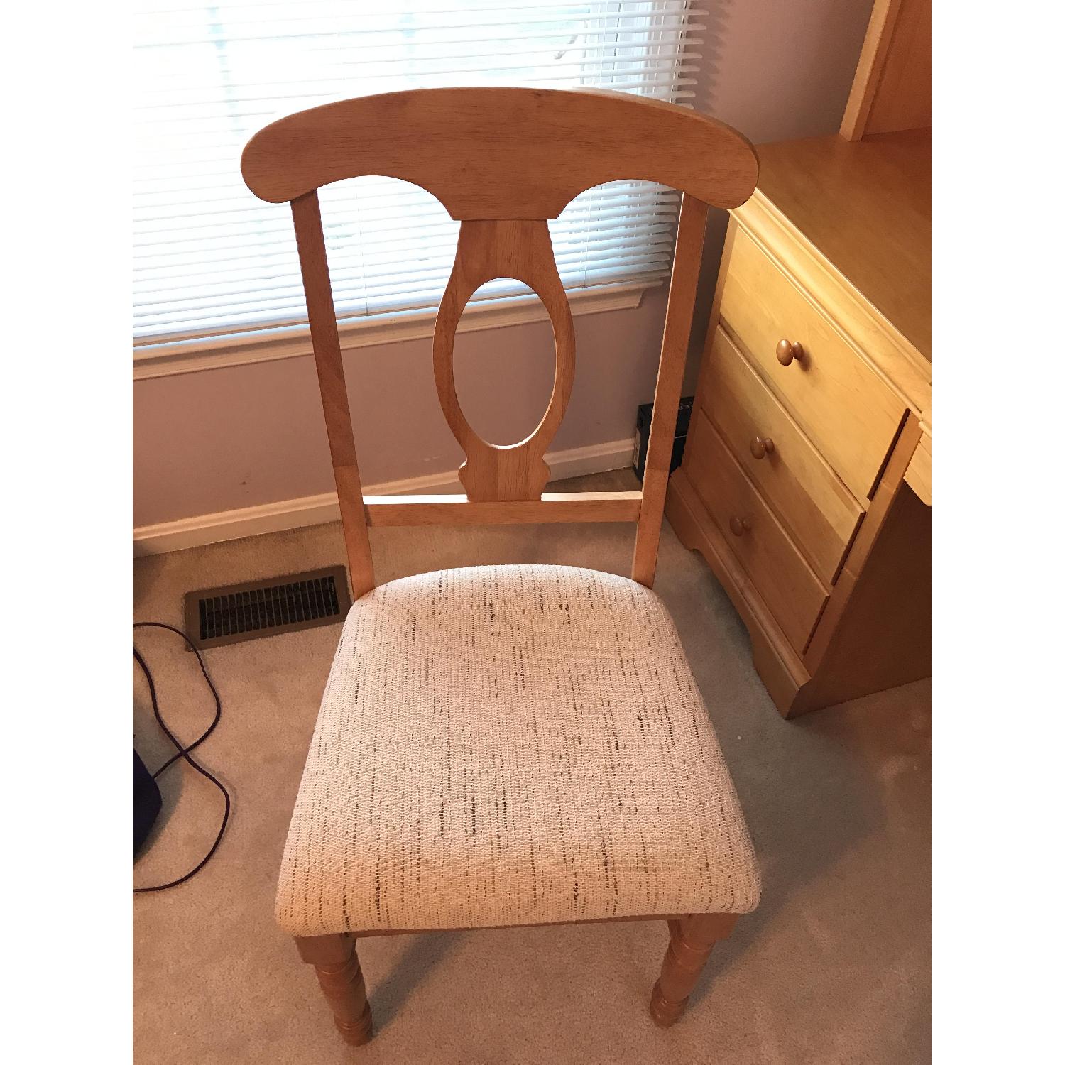 Stanley Young America Desk w/ Hutch & Chair - image-6