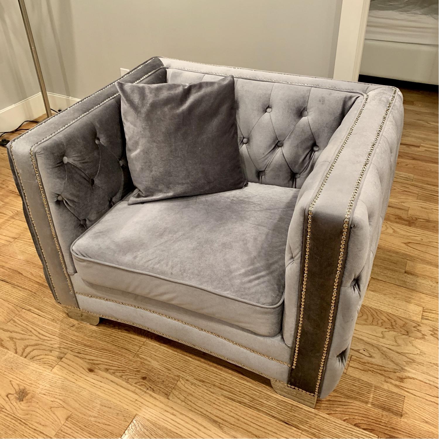 Meridian Furniture Reese Tufted Armchair AptDeco