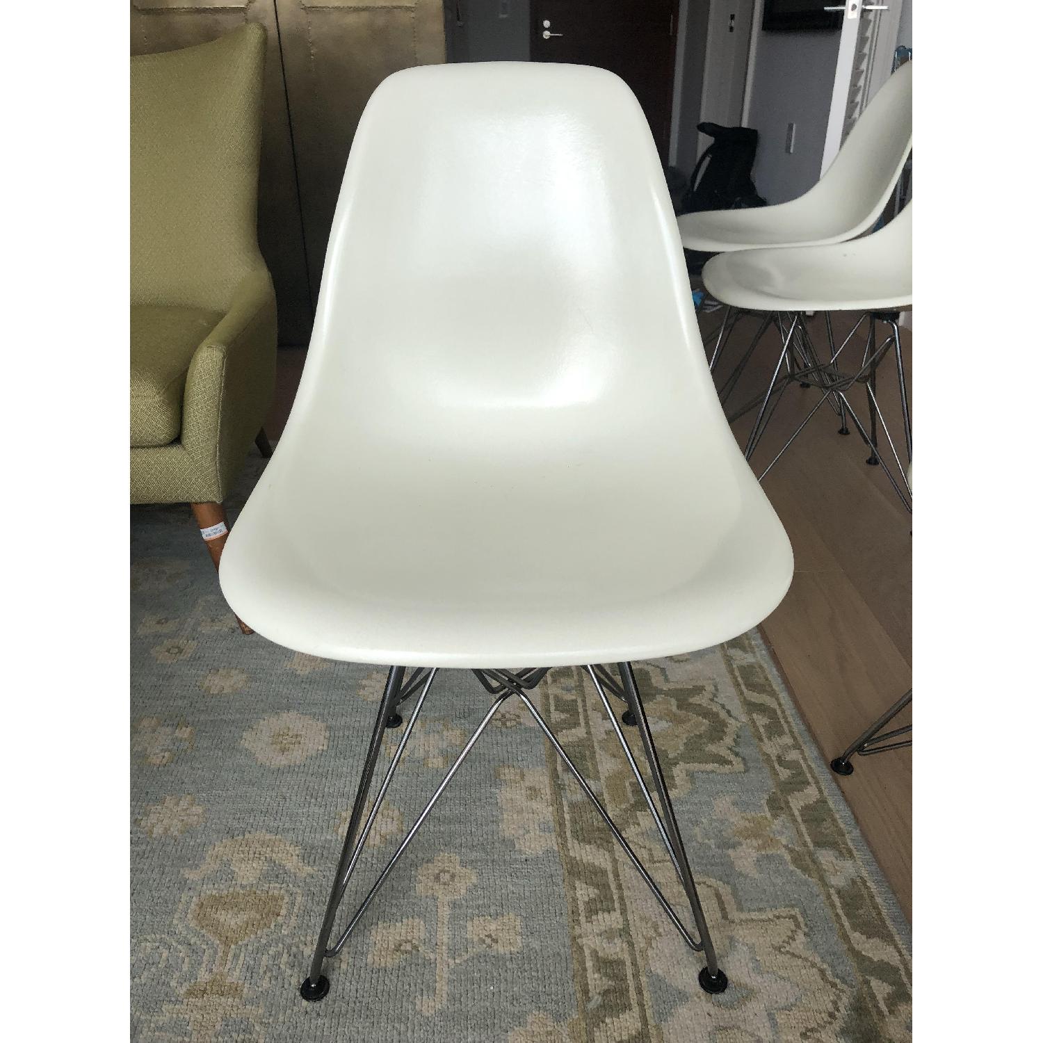 Eames Molded Fiberglass Wire-Base Side Chair - image-1
