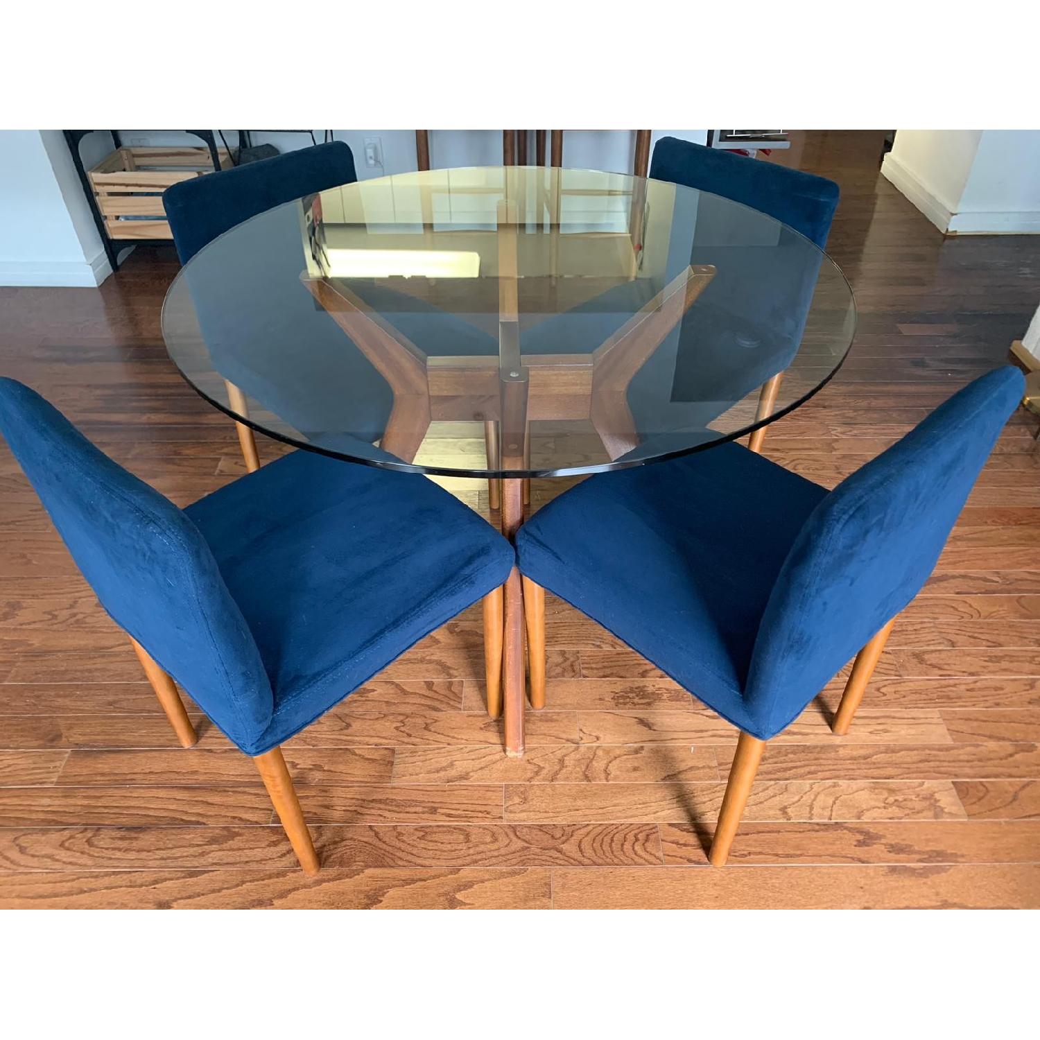 West Elm Round Dining Table w/ 4 Chairs AptDeco