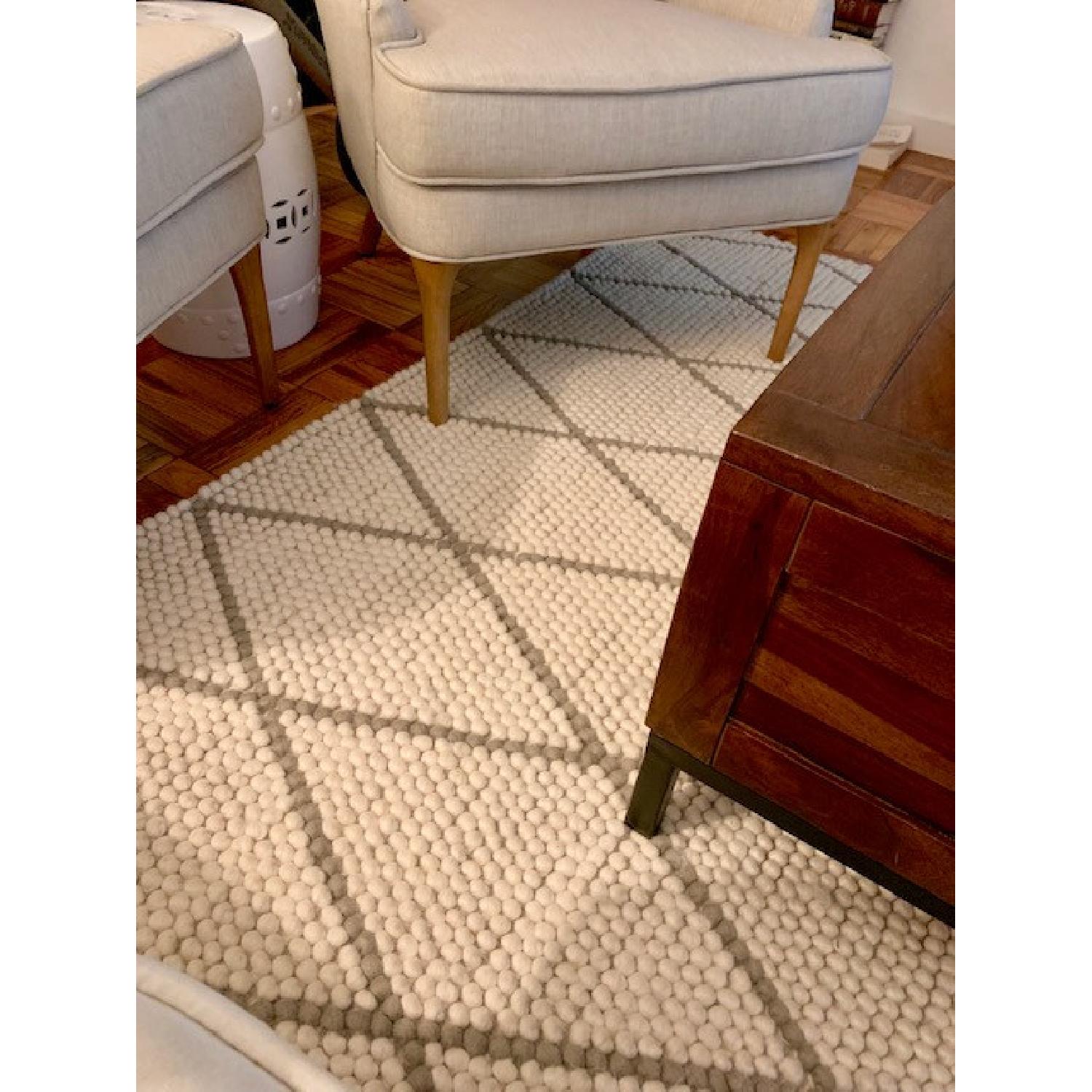 nuLOOM Textured Diamond Trellis Area Rug in Cream/Gray - image-2