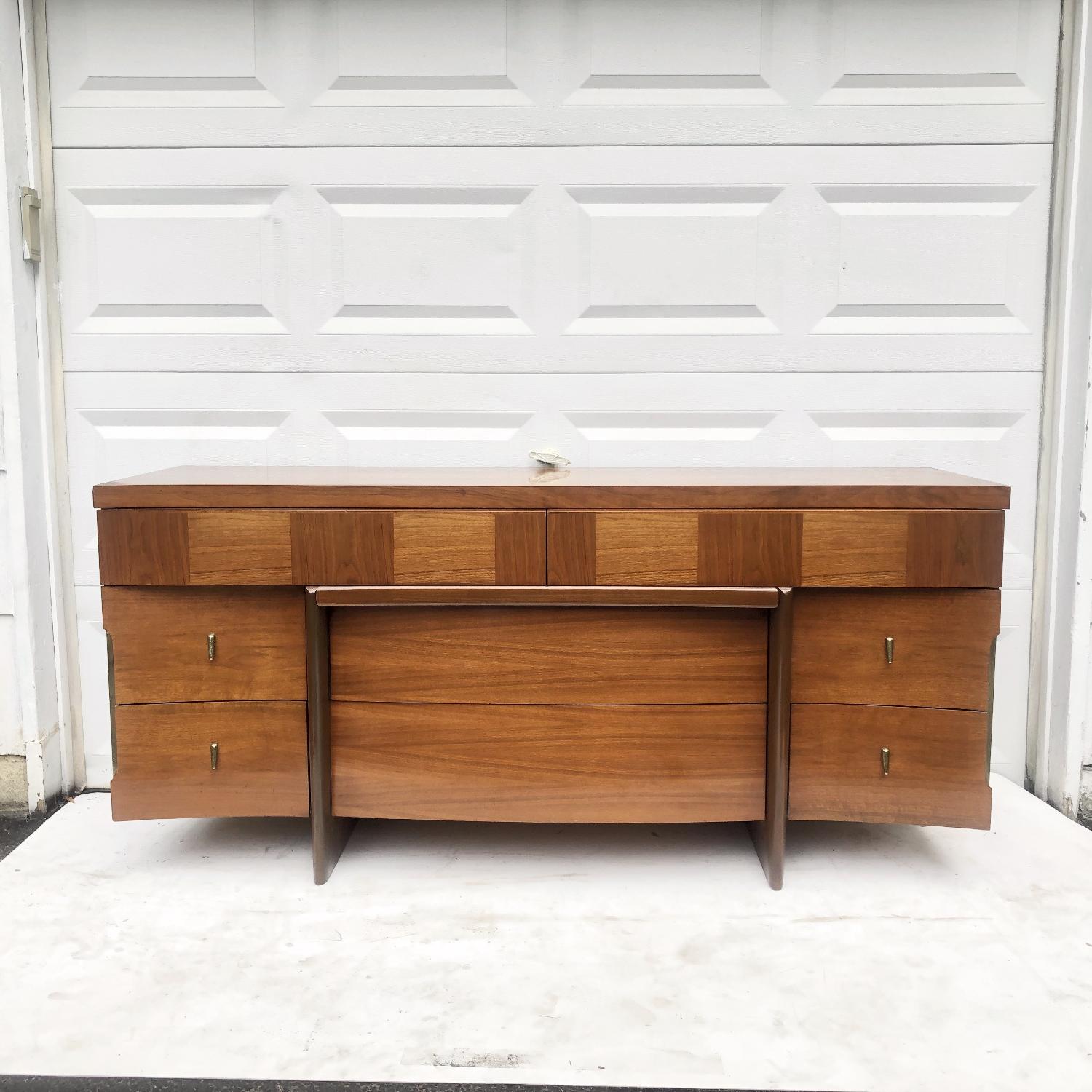 Mid-Century Modern Curved Front Dresser - image-2