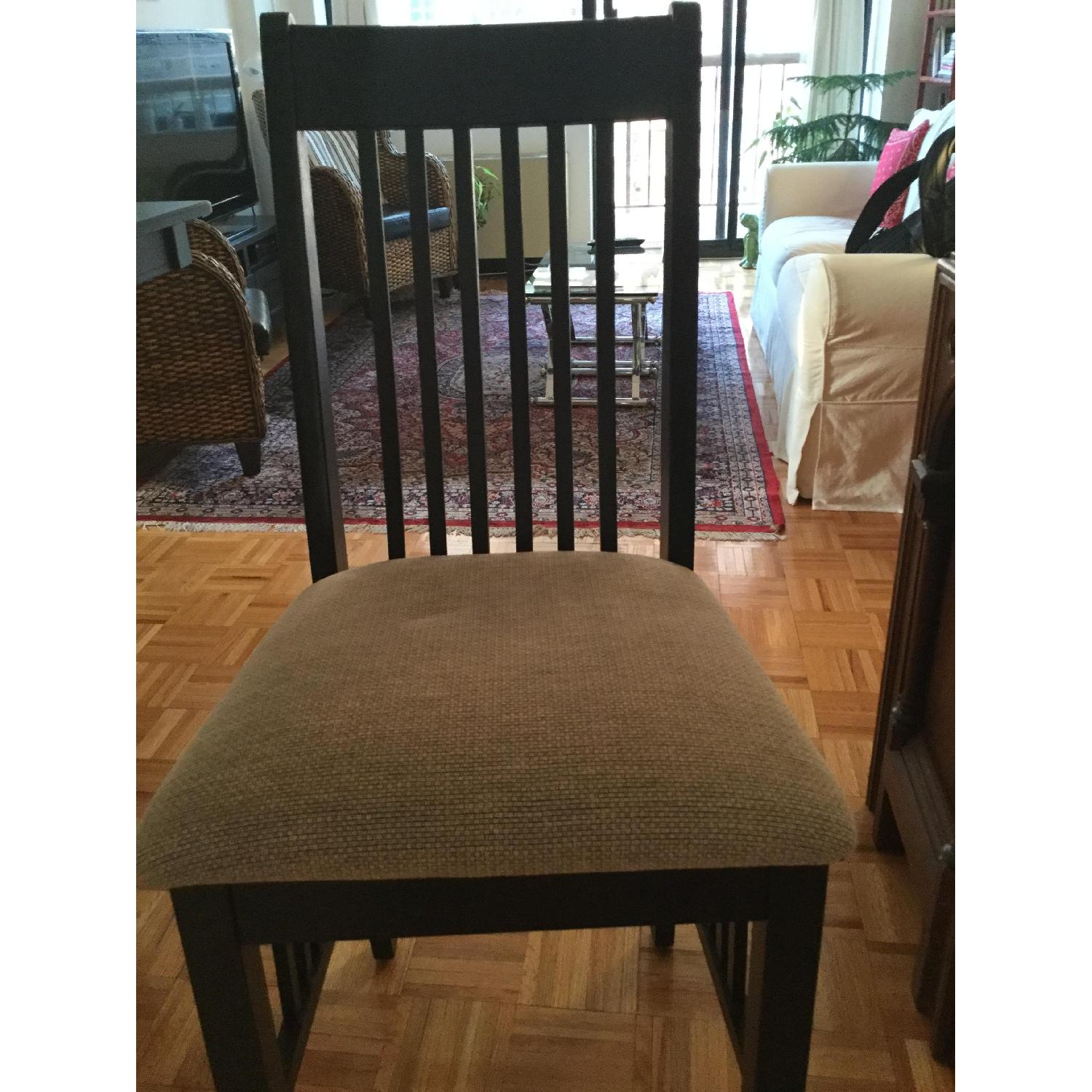 Bob's Counter Height Table w/ 6 Stools AptDeco