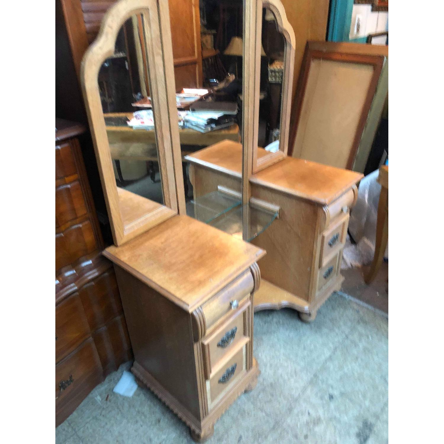 Lexington Furniture Vanity Table/Dresser - image-3