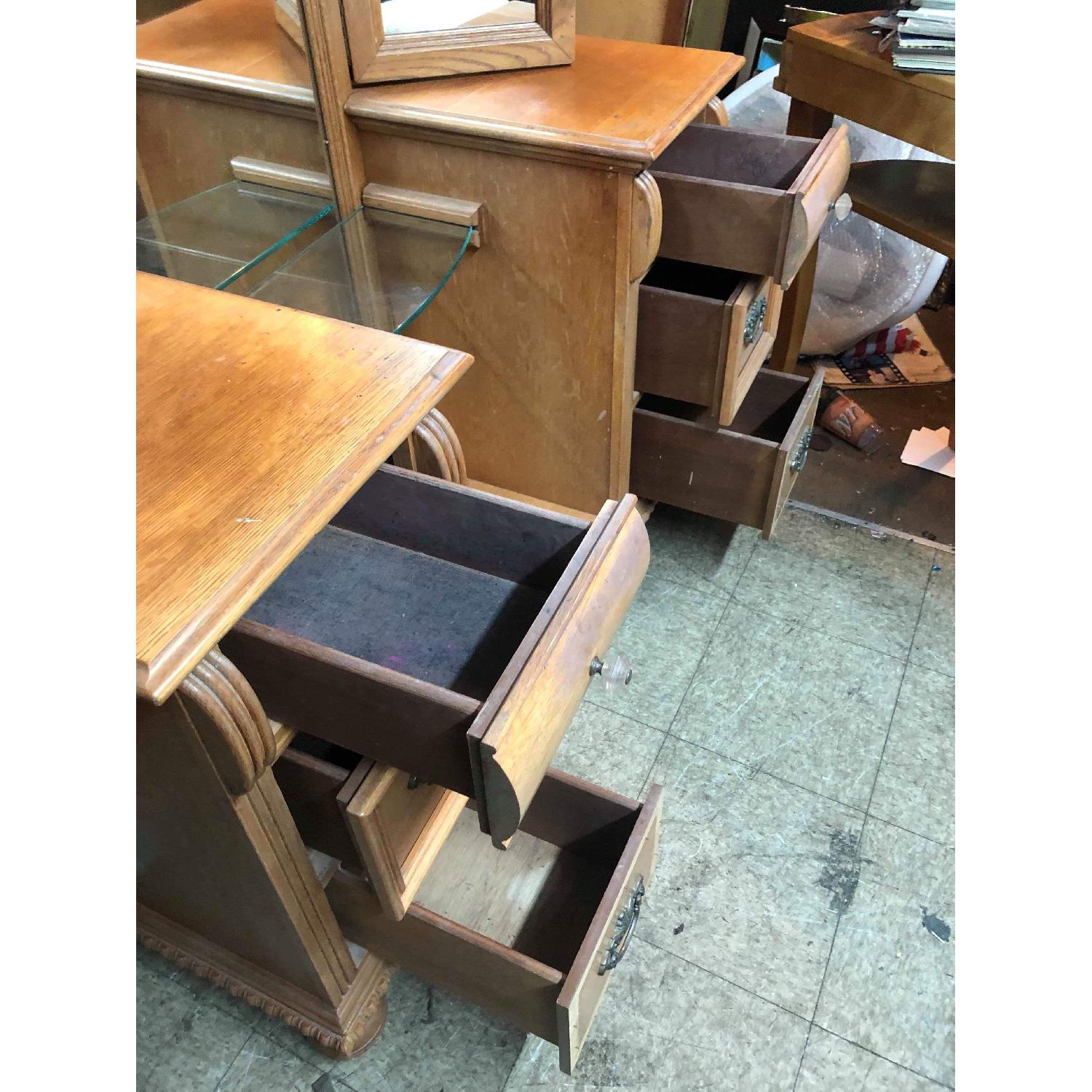 Lexington Furniture Vanity Table/Dresser - image-13