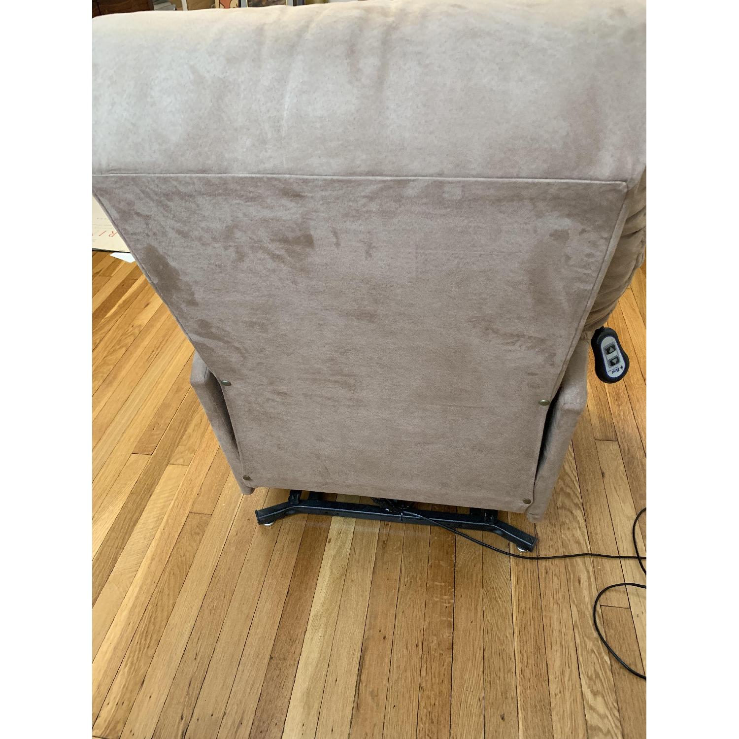 Raymour & Flanigan Beige Coco Power Lift Recliner - image-7
