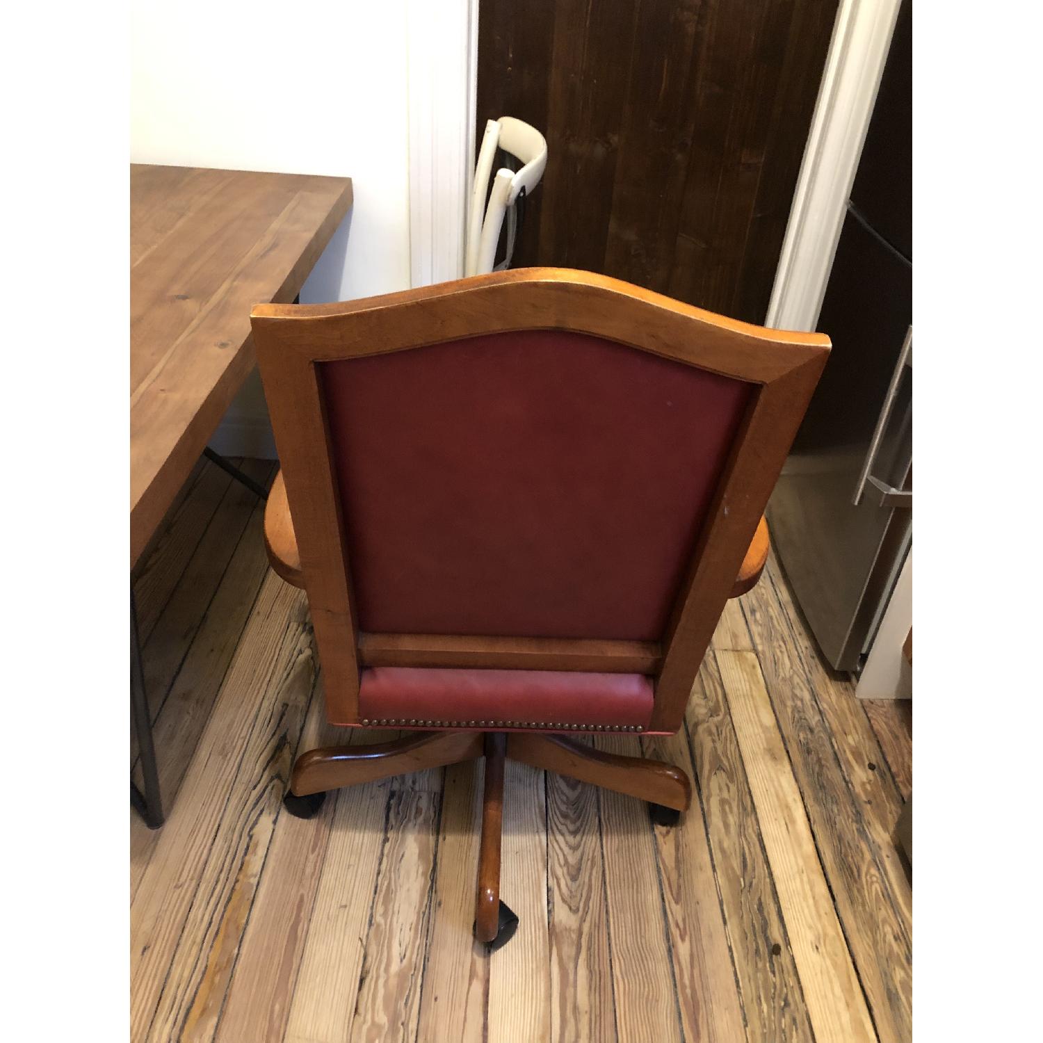 Classic Leather Office Chair - image-2