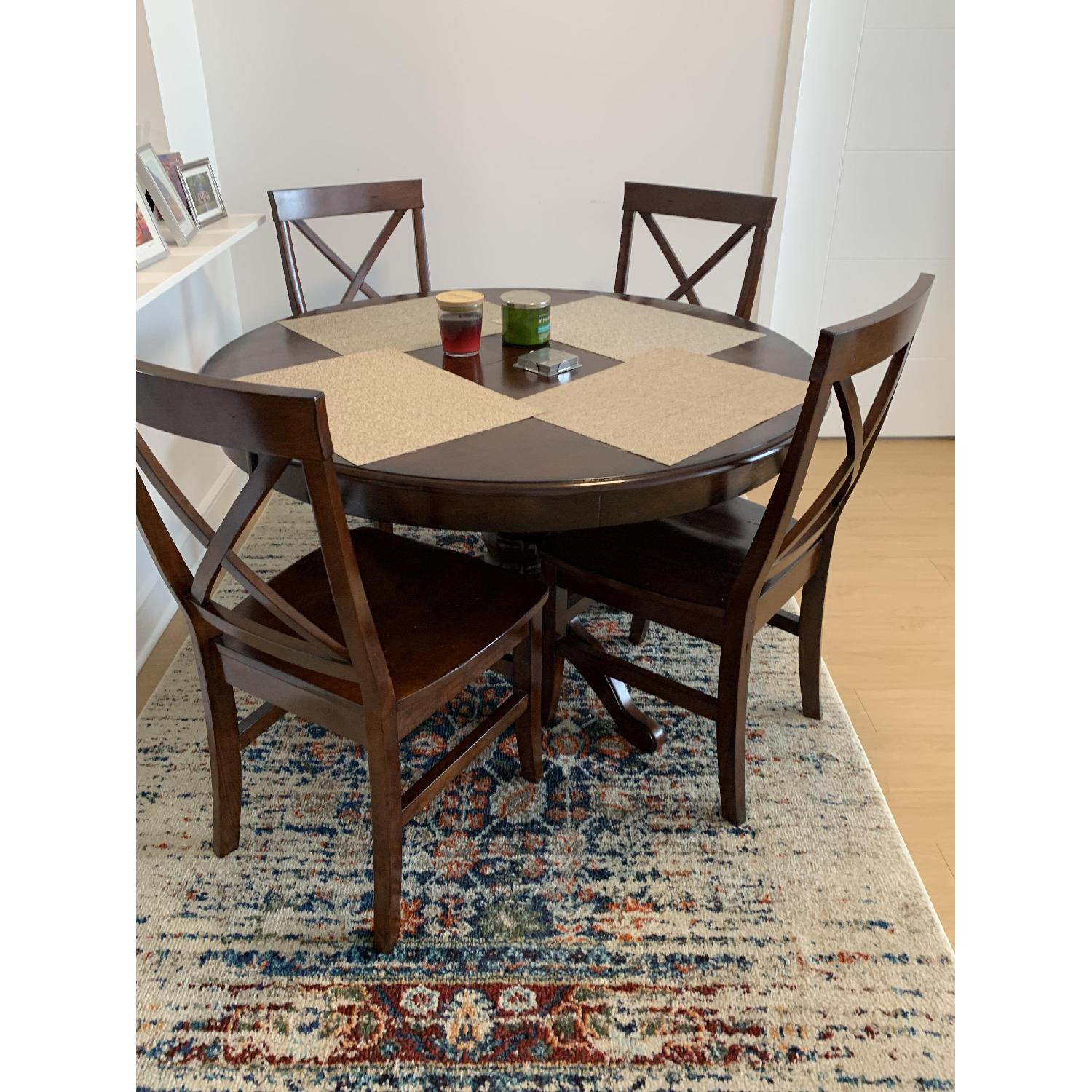 Pier 1 Dining Table w/ 4 Chairs AptDeco