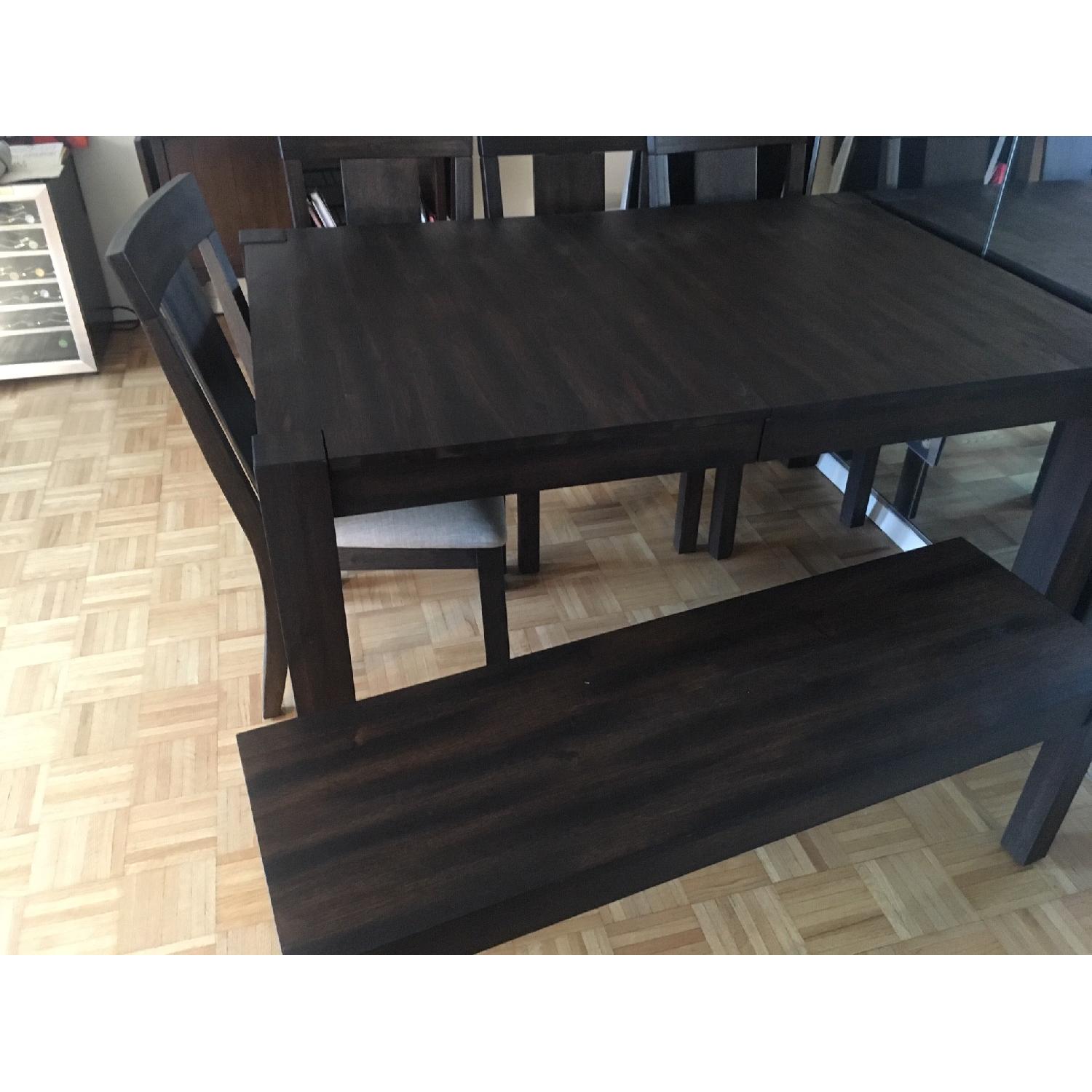 Bob's Summit 6 Piece Dining Set w/ Bench AptDeco