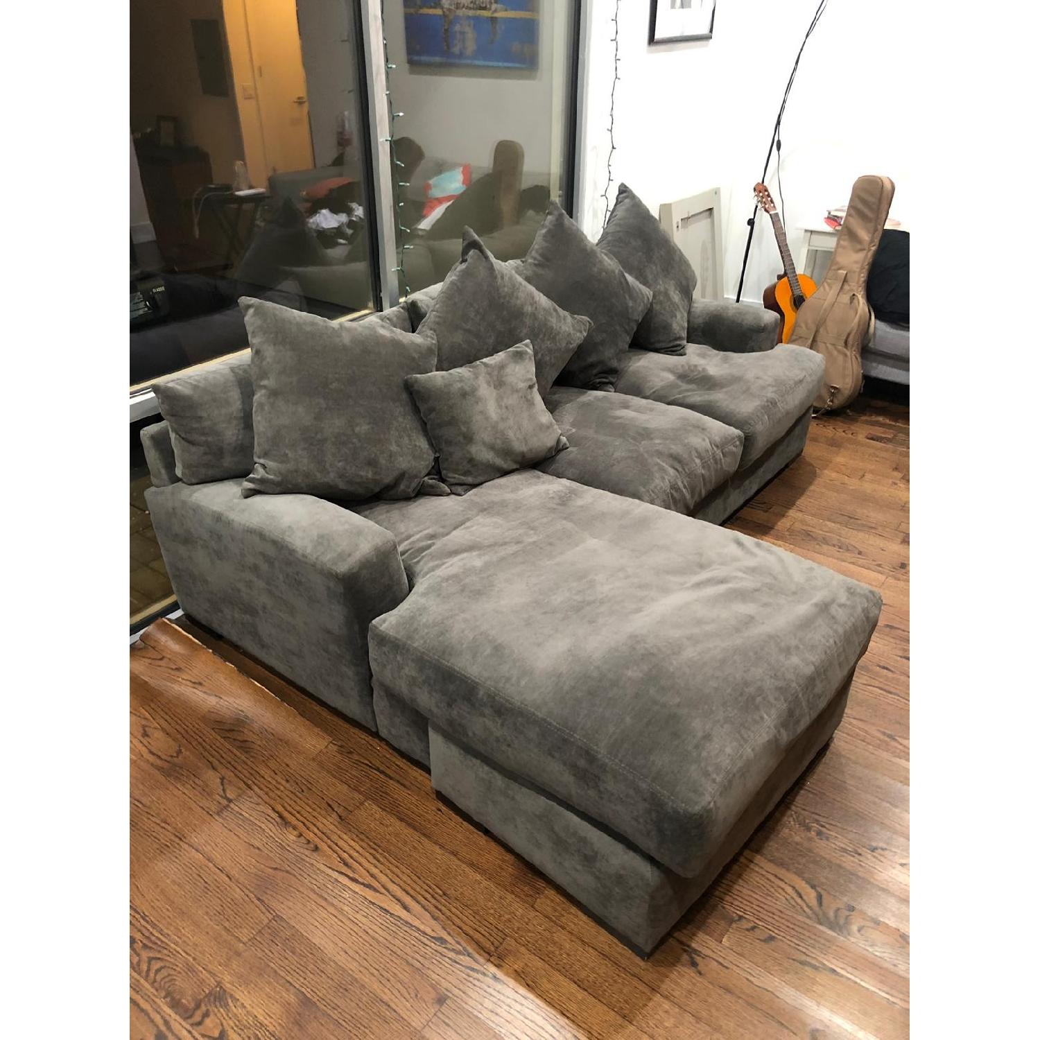 Gallery Furniture Grey Suede L Shaped Sectional Sofa - image-3