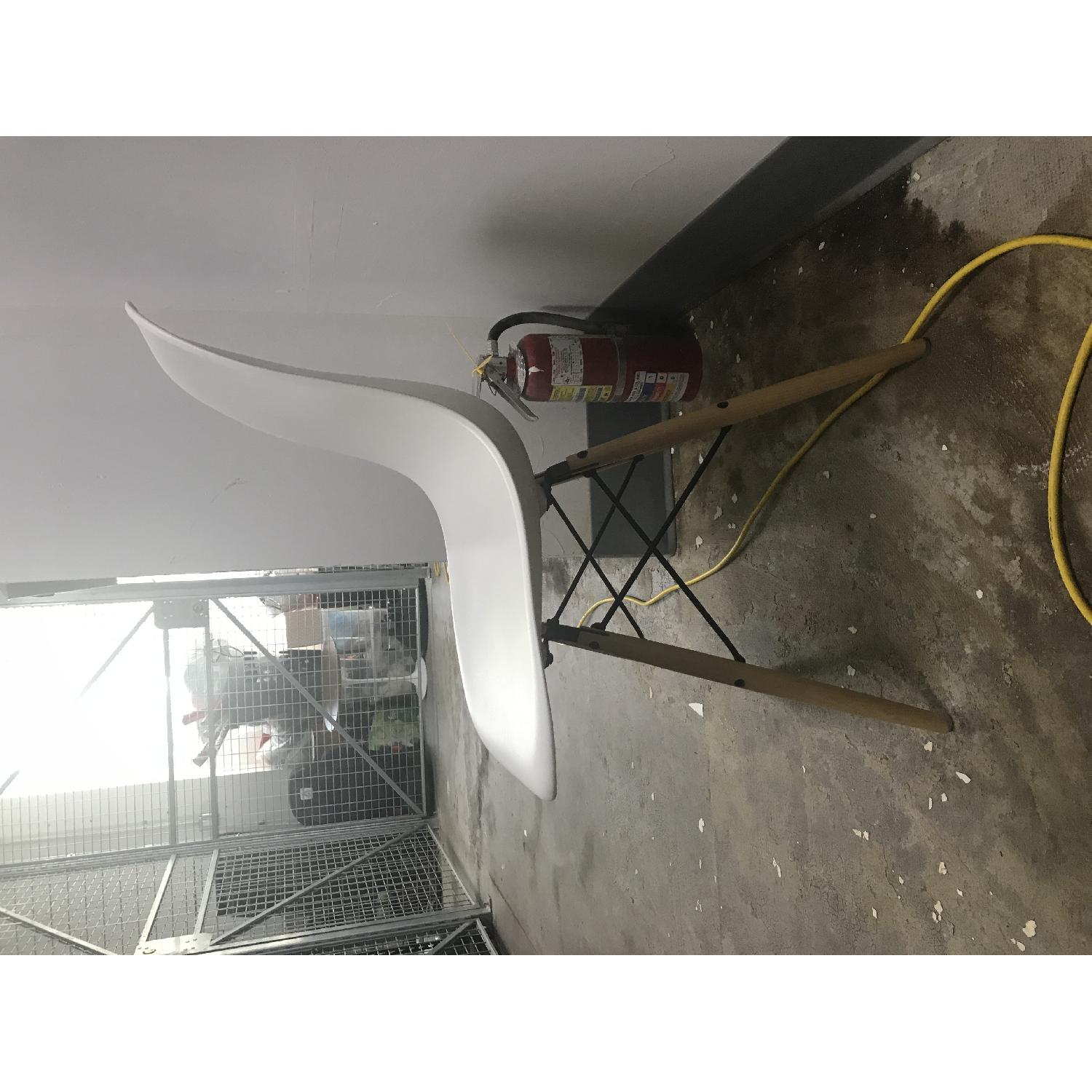 Herman Miller Eames White Plastic Chairs - image-8
