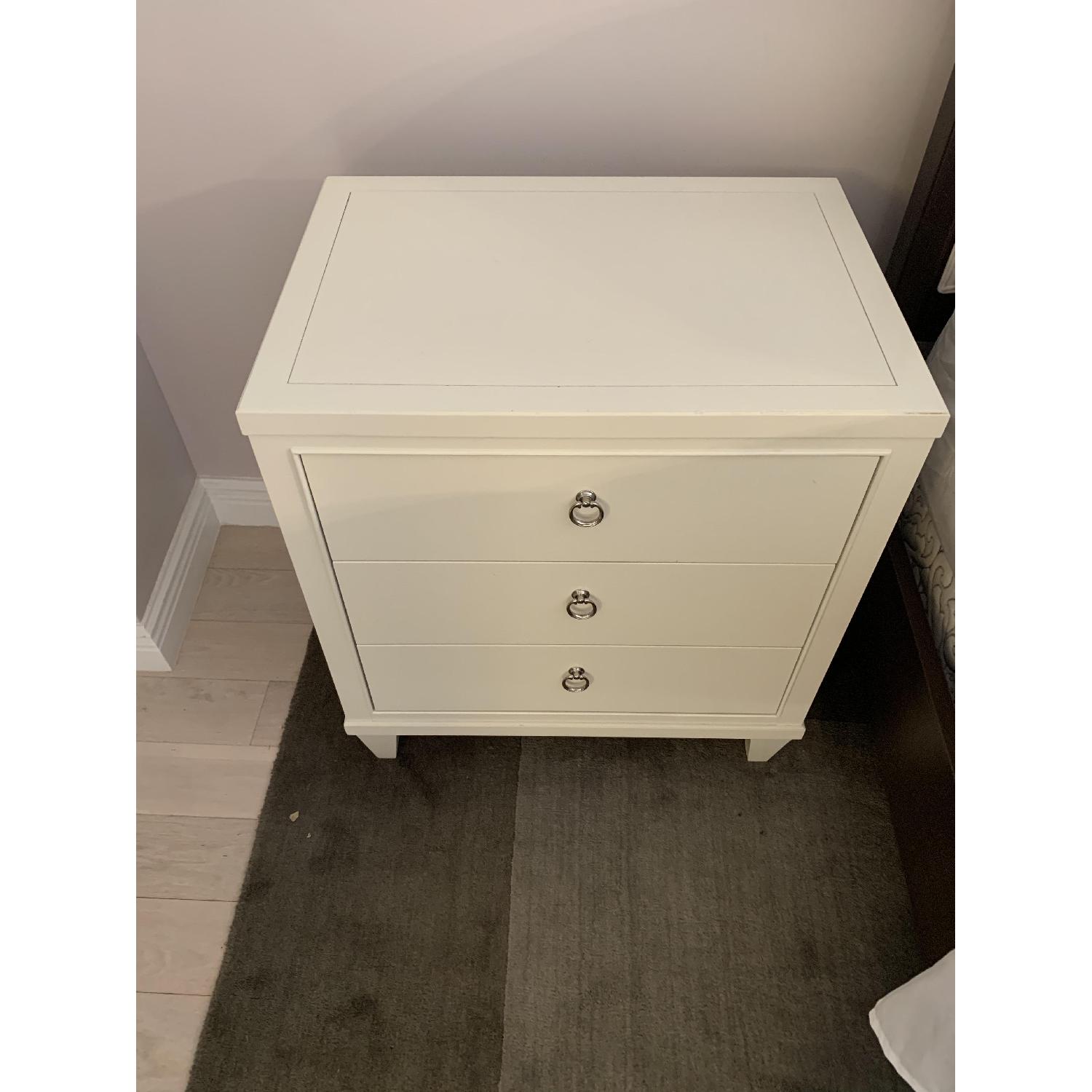 Ethan Allen Heston Nightstands/Bedside Tables AptDeco