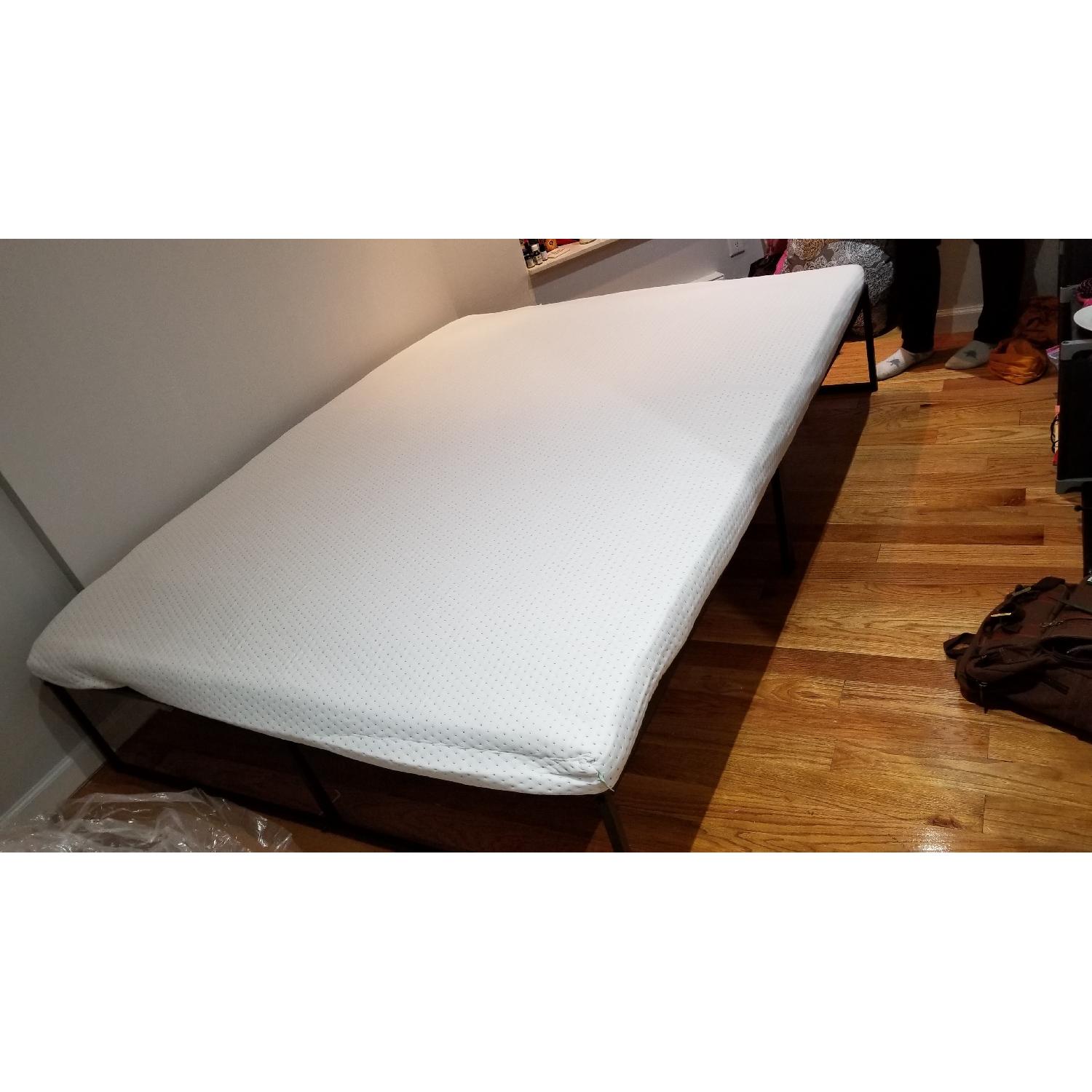 Zinus Lorelei QueenSize Bed Frame AptDeco