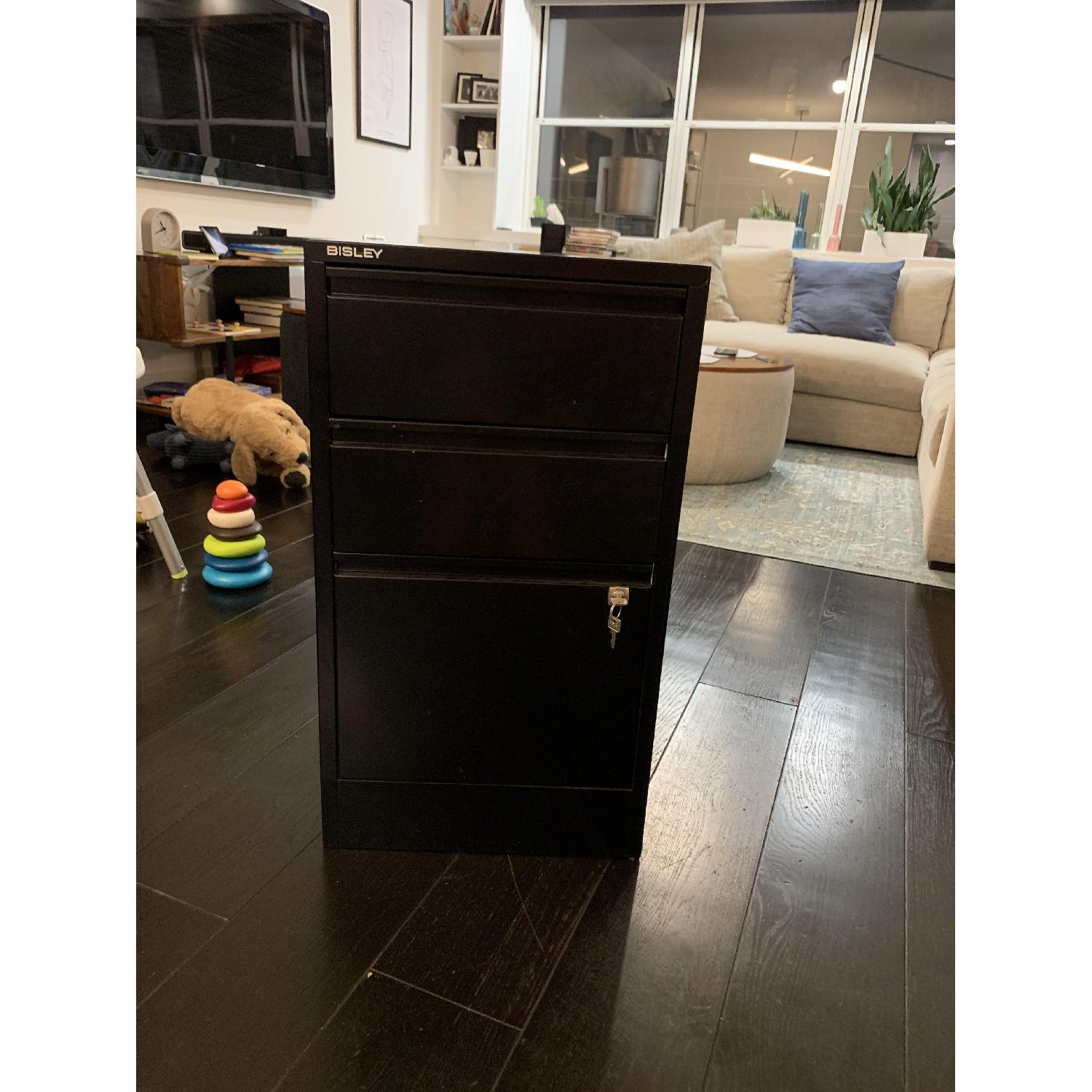 Bisley 3-Drawers Locking Office Filing Cabinet - image-2