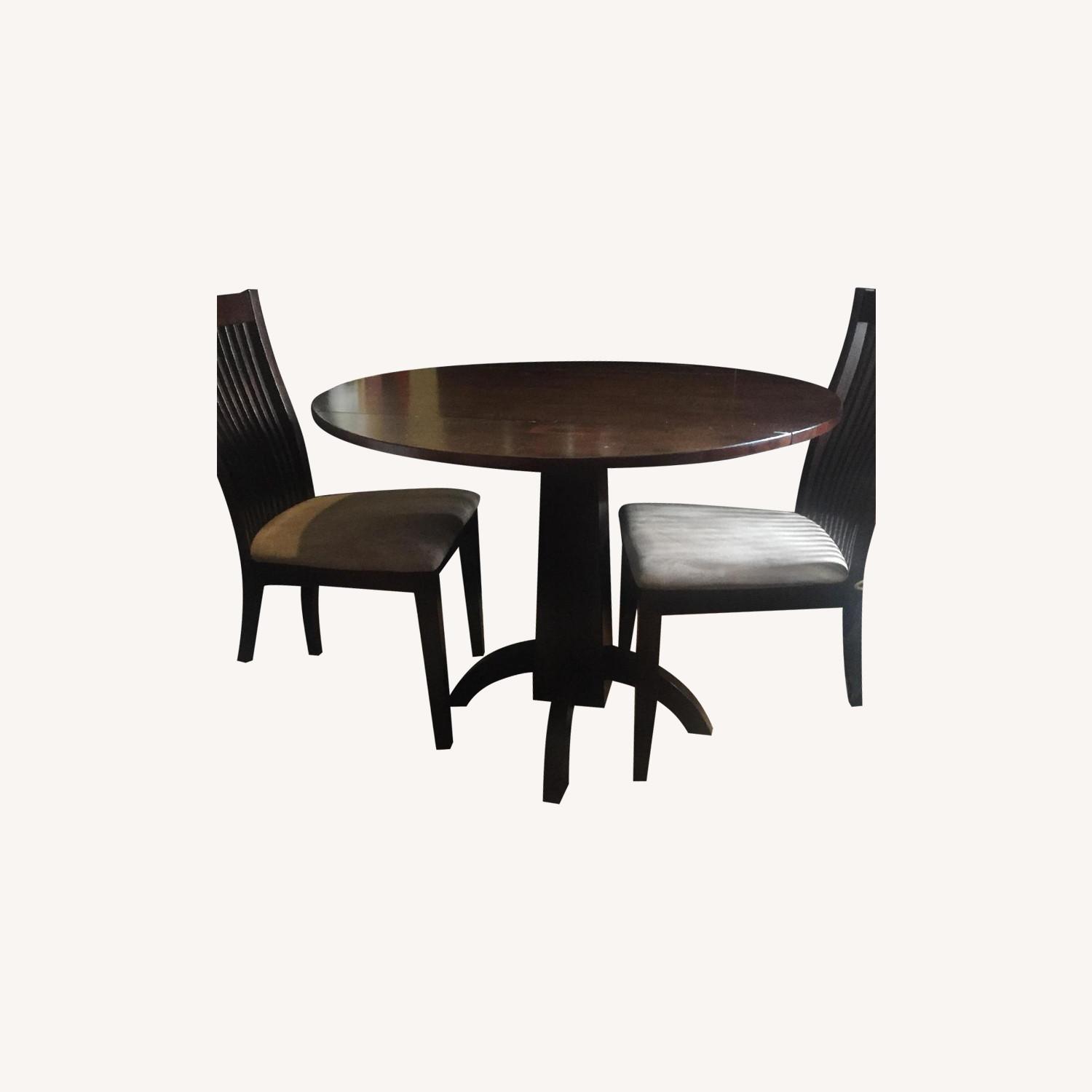 Mahogany DropLeaf Dining Table w/ 2 Chairs AptDeco