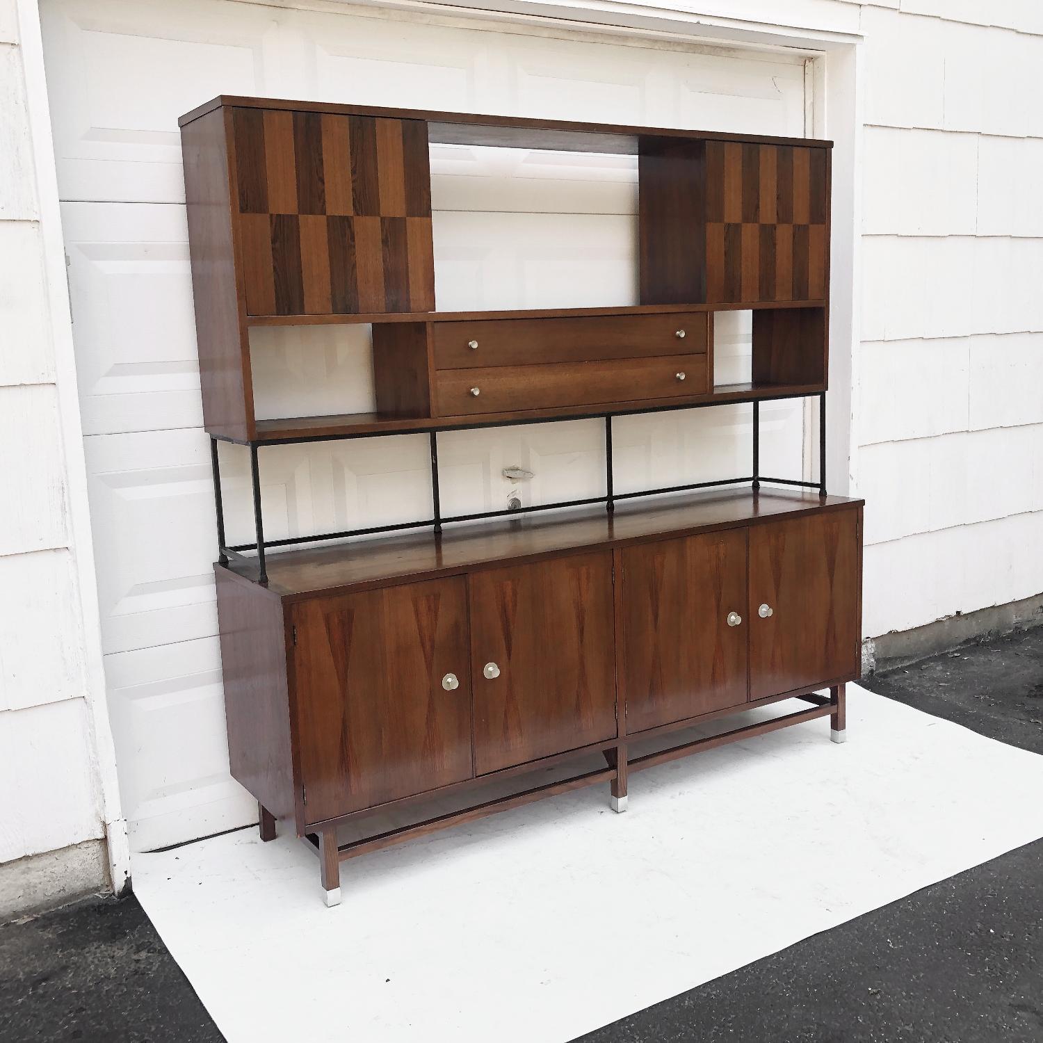 Stanley Furniture Mid-Century Breakfront w/ Hutch - image-6