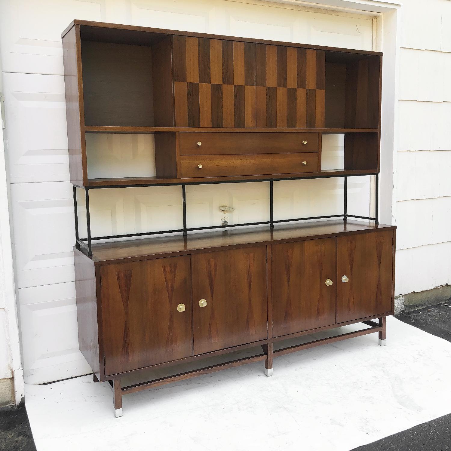 Stanley Furniture Mid-Century Breakfront w/ Hutch - image-8