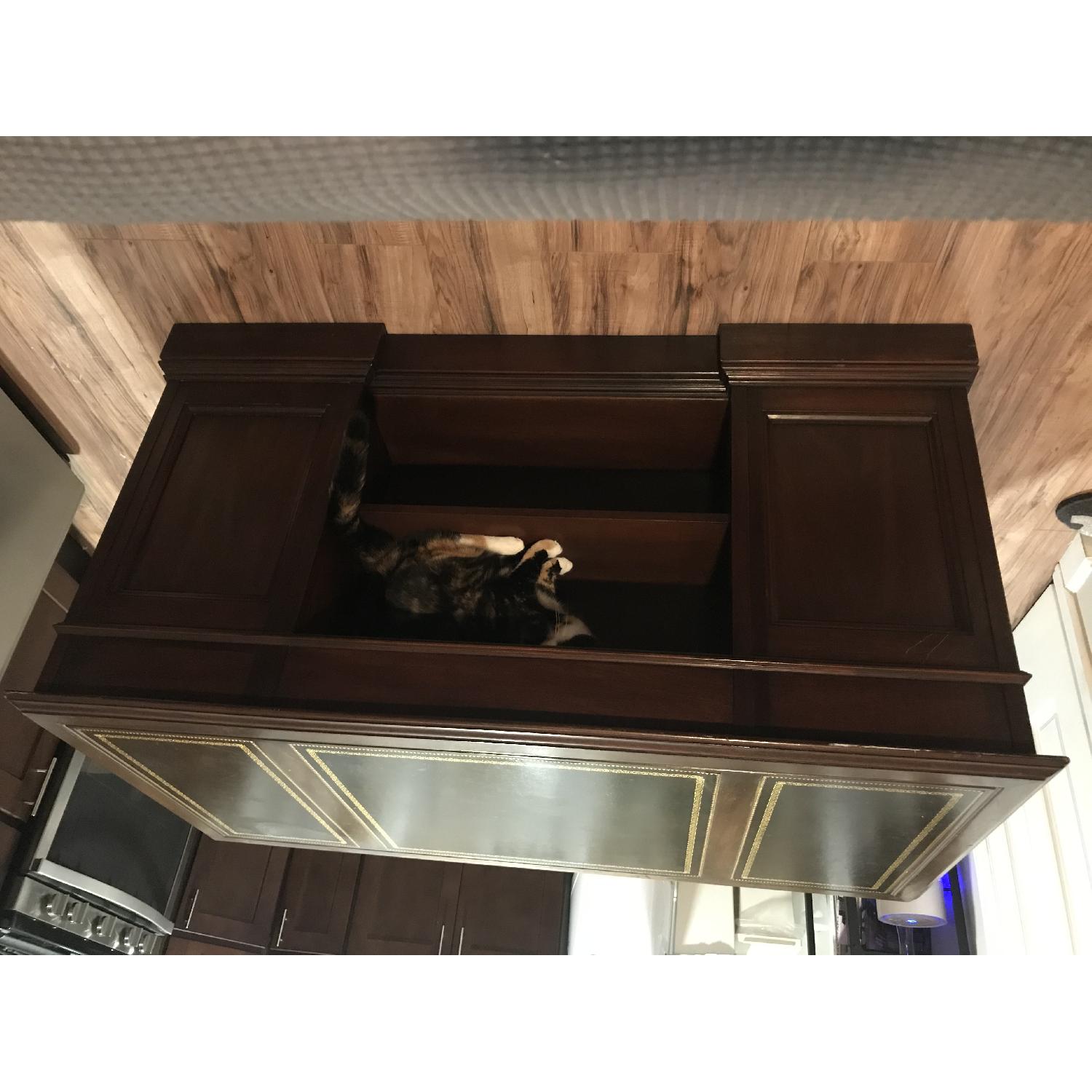 Sligh Furniture Mahogany Leather Top Executive Desk - image-5