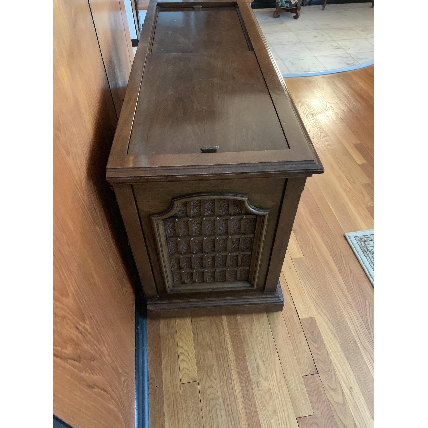 Vintage Magnavox Console circa 1972 - image-2