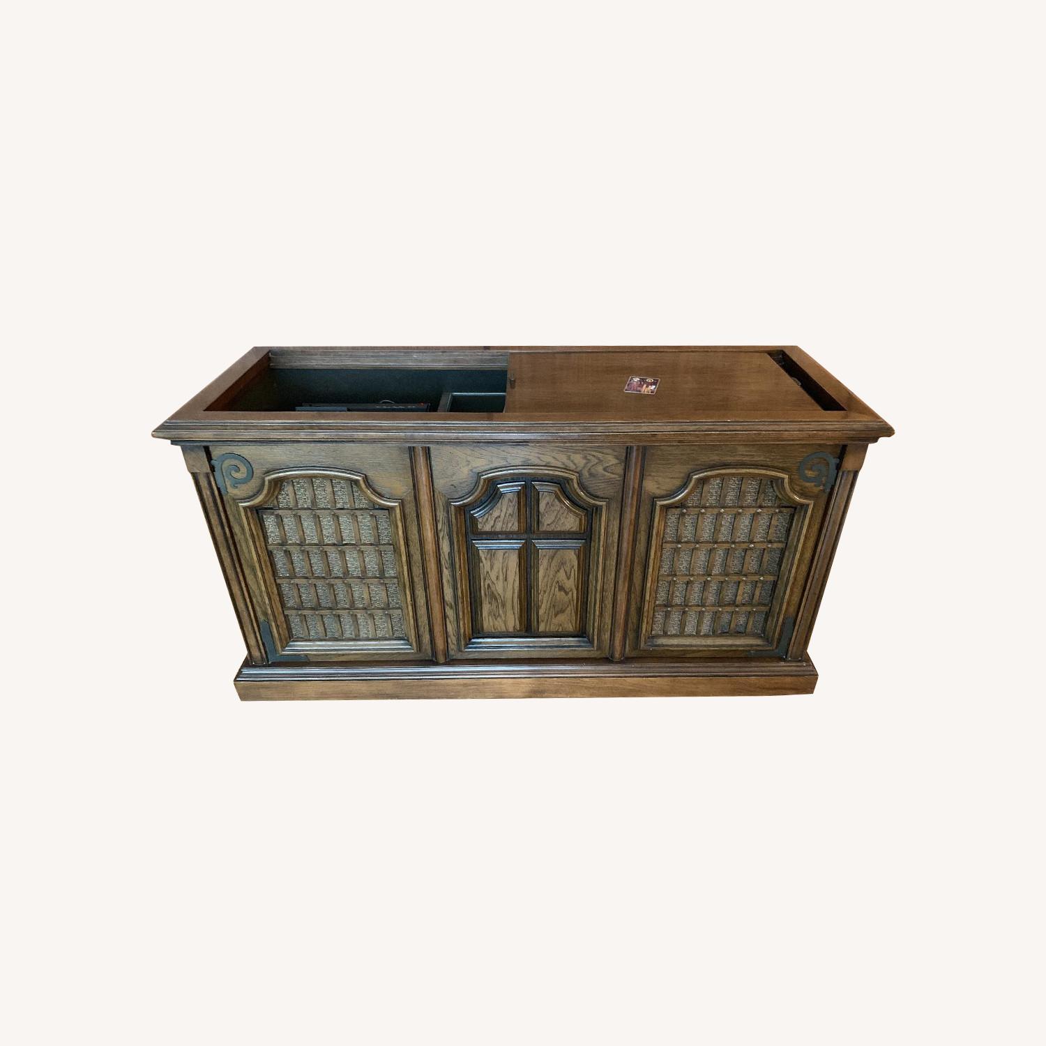 Vintage Magnavox Console circa 1972 - image-0