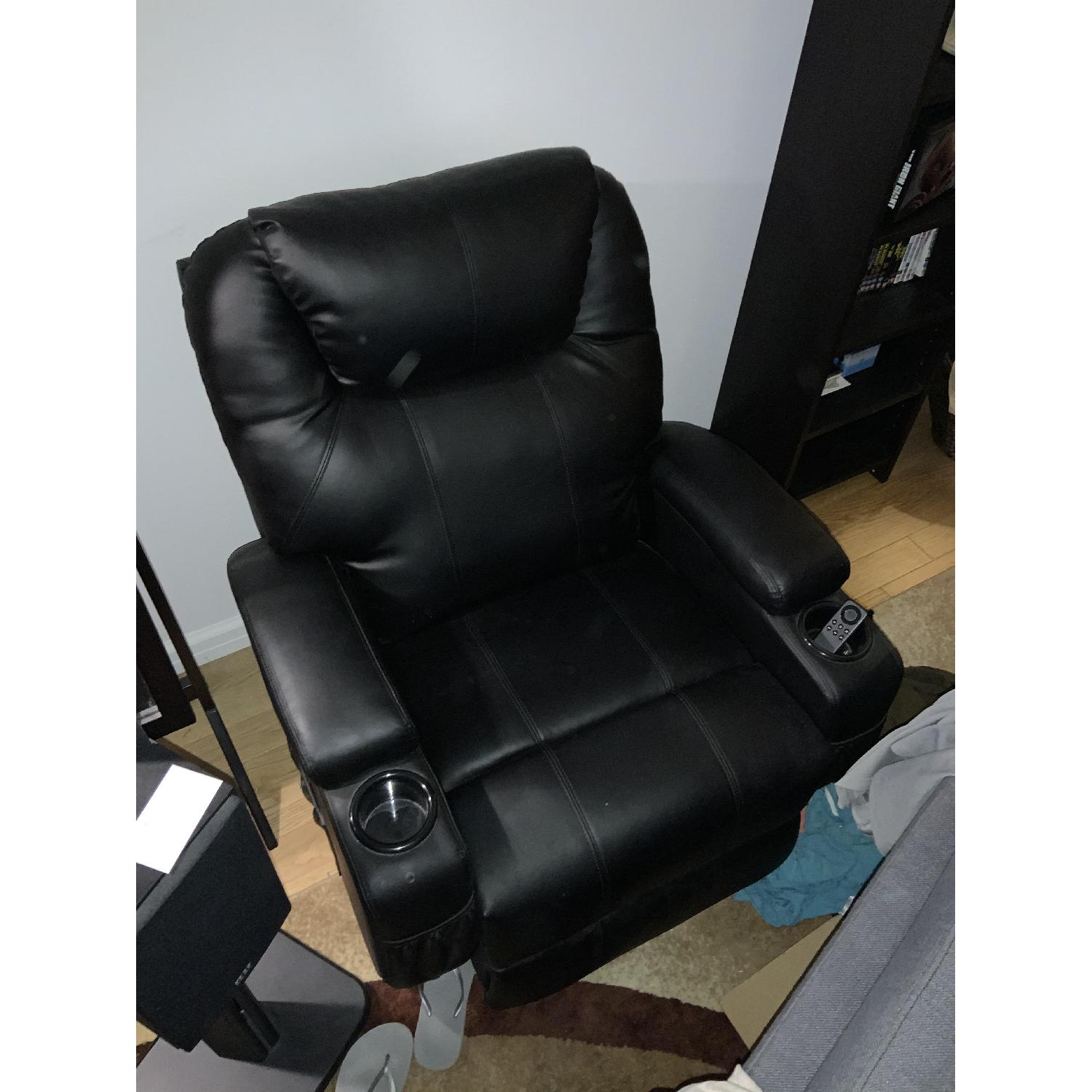 Tangkula PU Leather Ergonomic Heated Massage Recliner Chair AptDeco