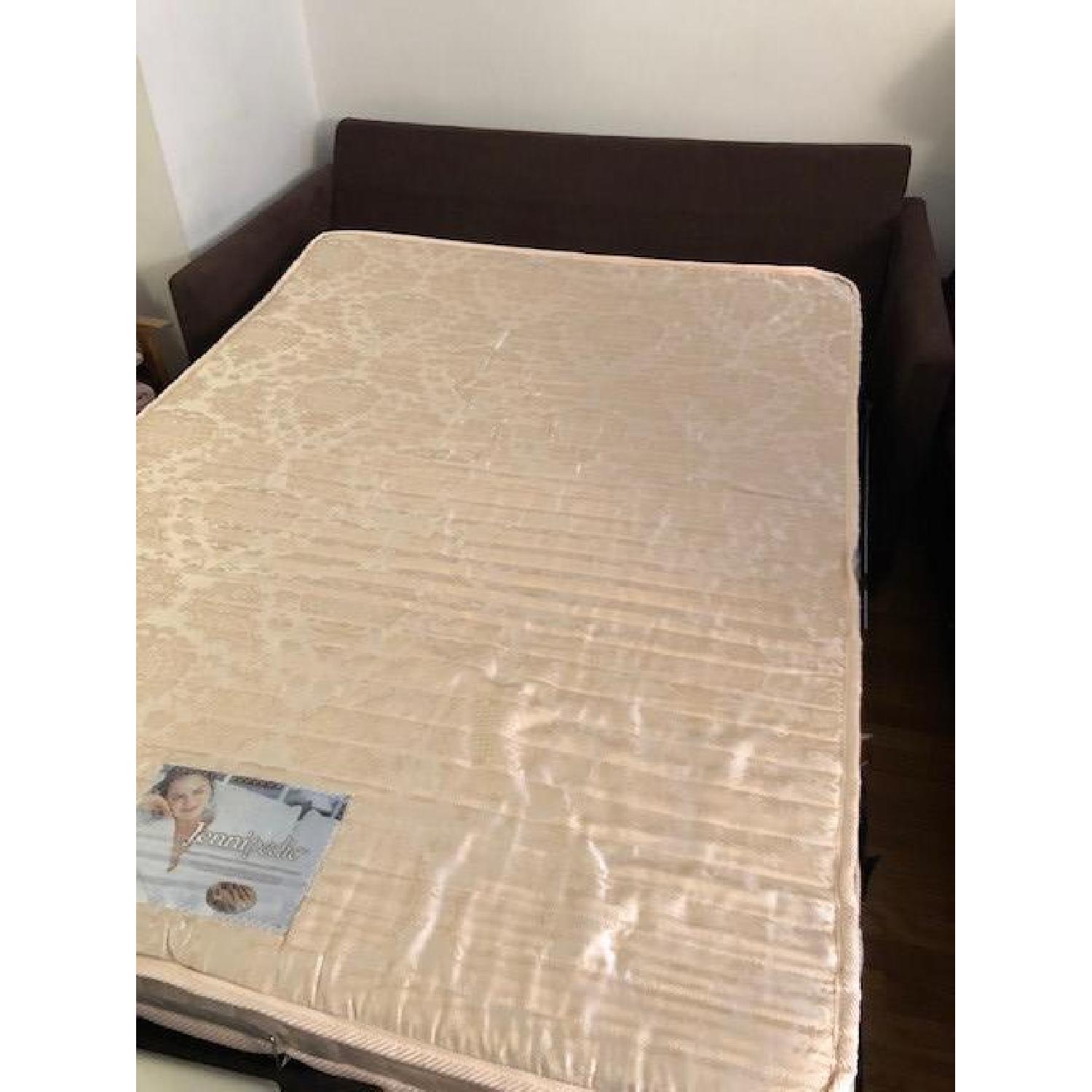 Loveseat with sleeper pull-out - image-9