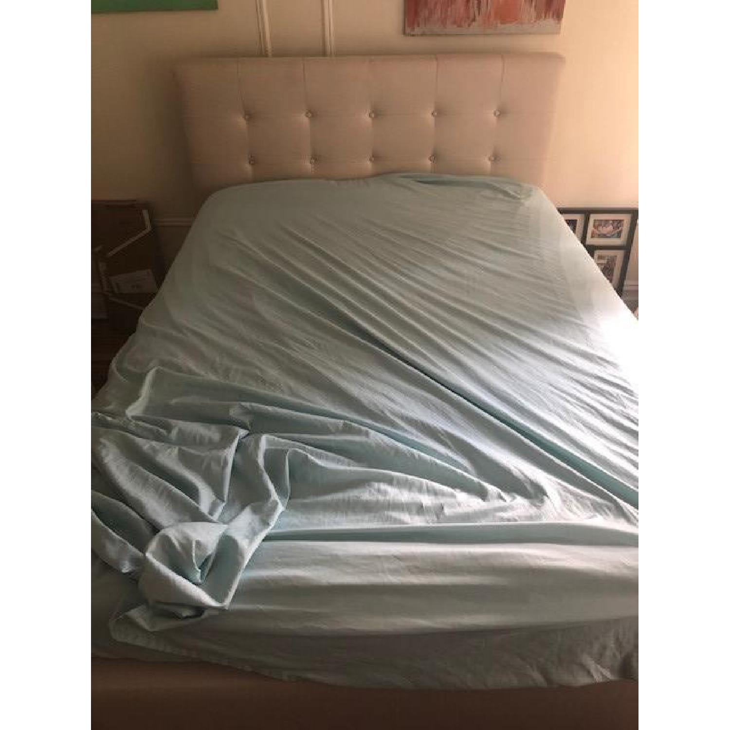 Tufted headboard and bed frame - image-2