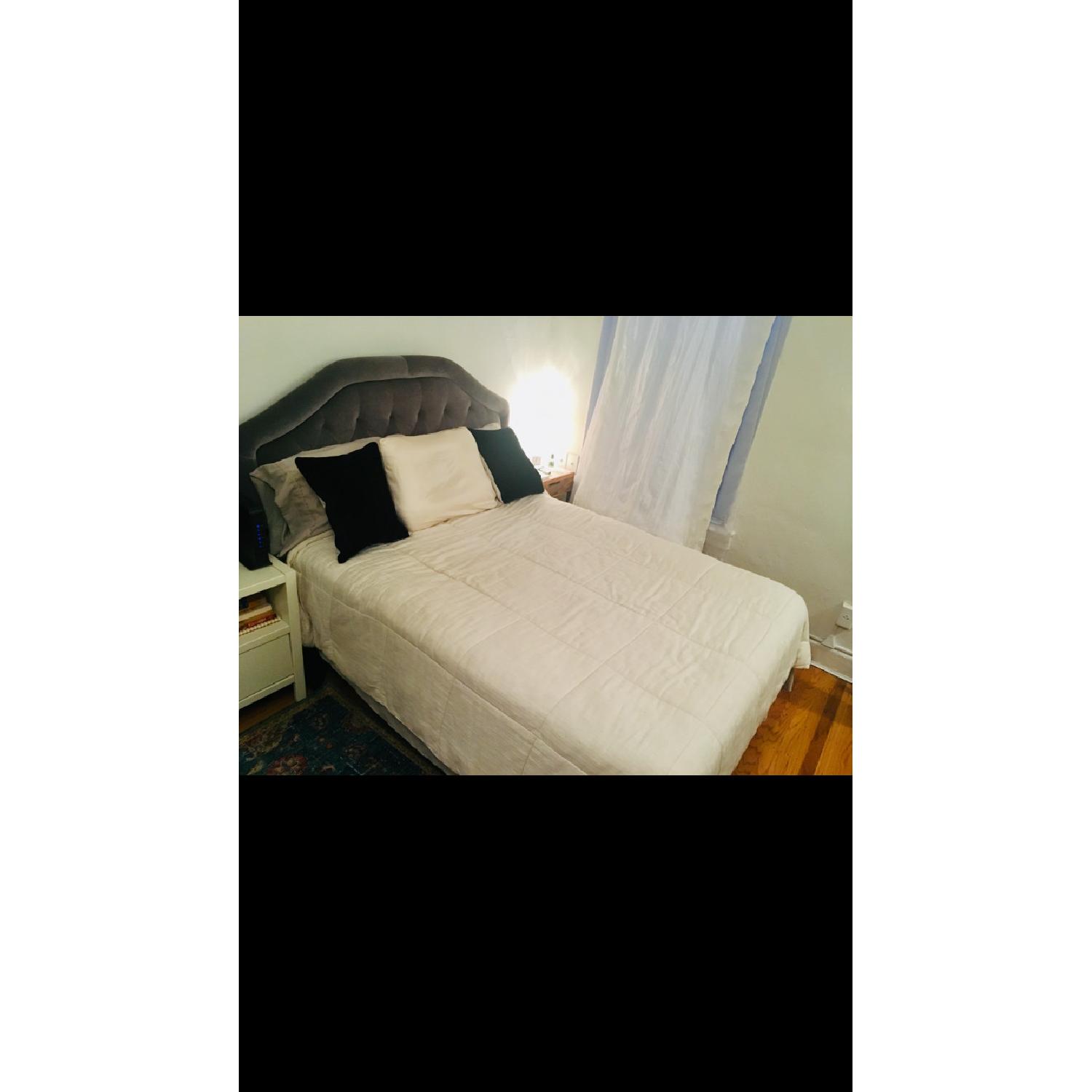 Bob's Full Size Metal Bed Frame w/ Headboard AptDeco