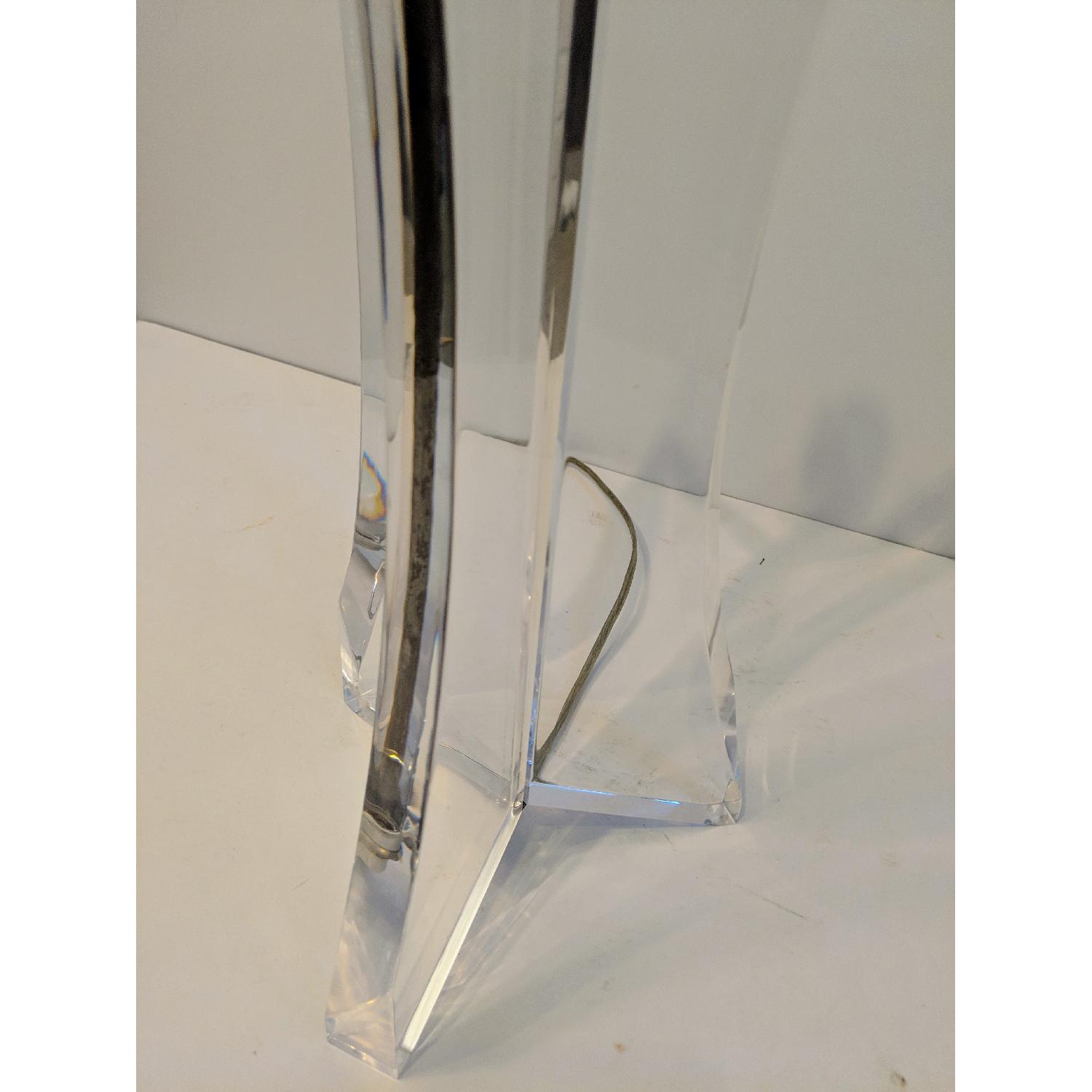 1980s Modern Large Lucite Lamp - image-8