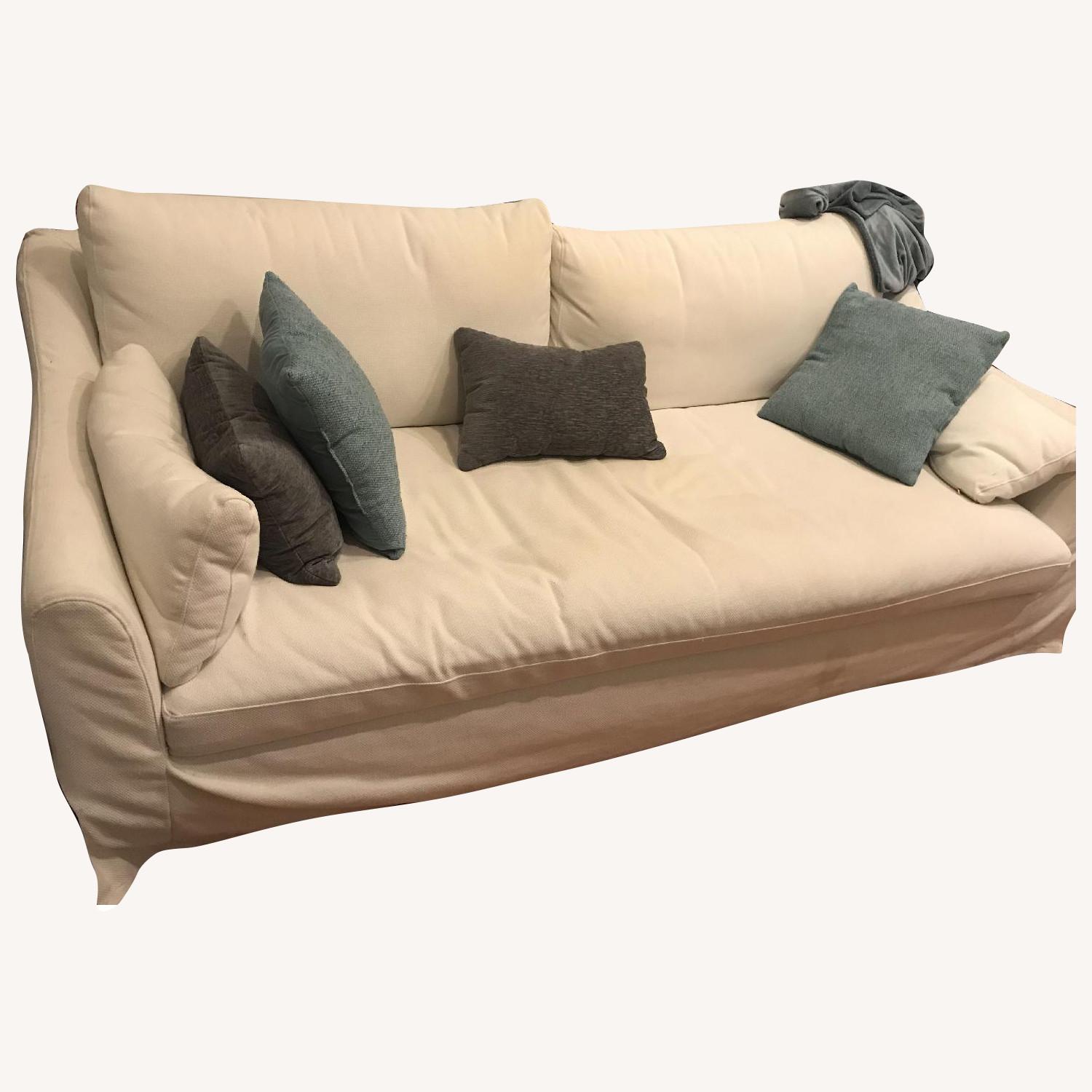 Comfy Couch - image-0