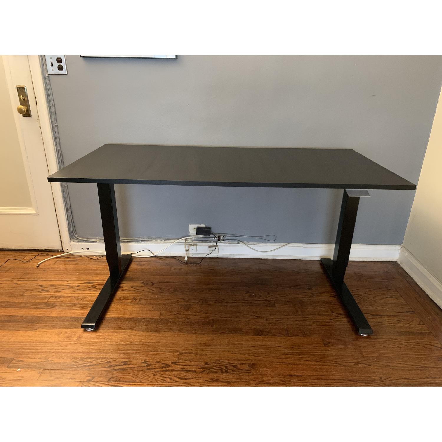 Humanscale Sit/Stand Floating Desk - image-1