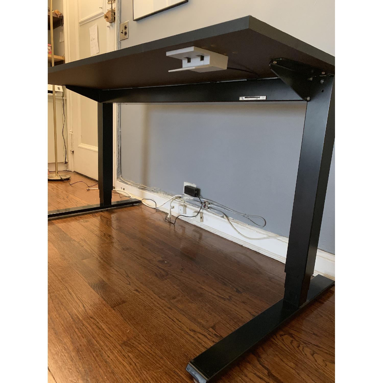 Humanscale Sit/Stand Floating Desk - image-11