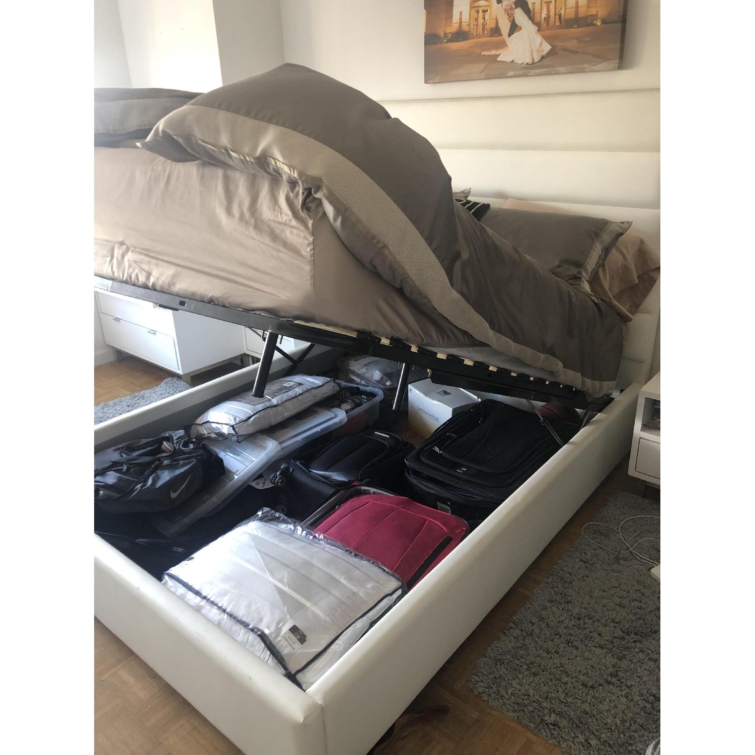 Modani Tempo Queen Storage Bed - image-6