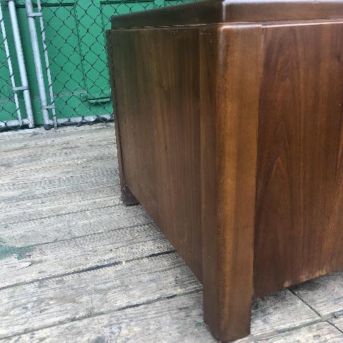 Lane Mid Century Modern End Table w/ Single Cabinet