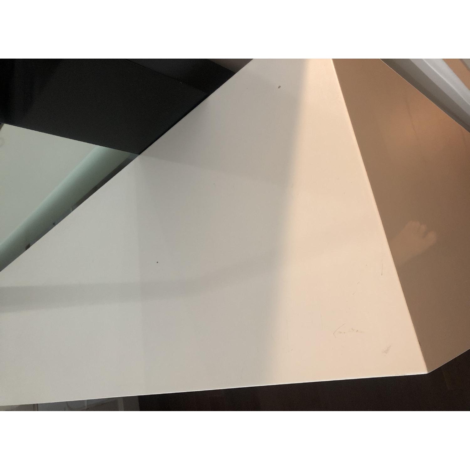 White Lacquer Console Table - image-4