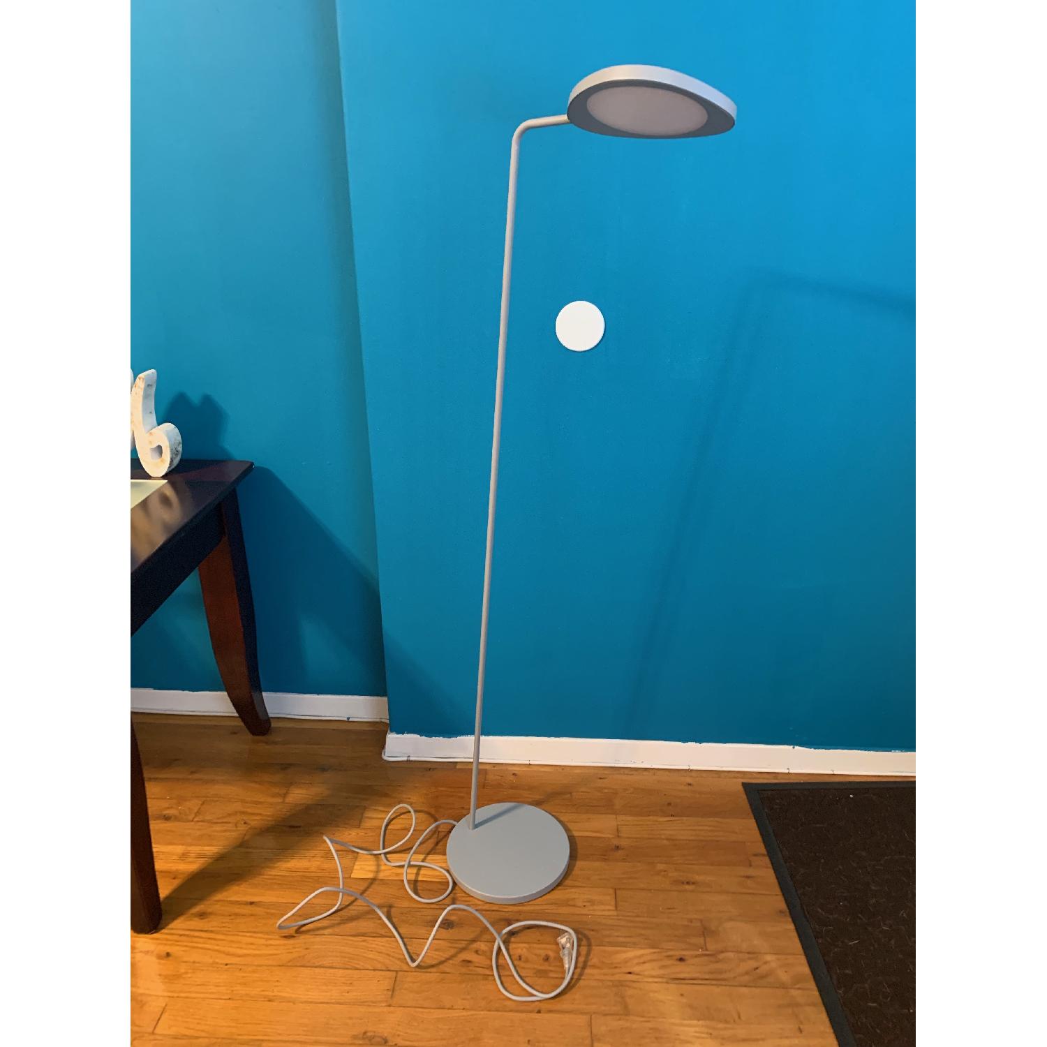 Muuto Leaf Floor Lamp in Grey - image-1