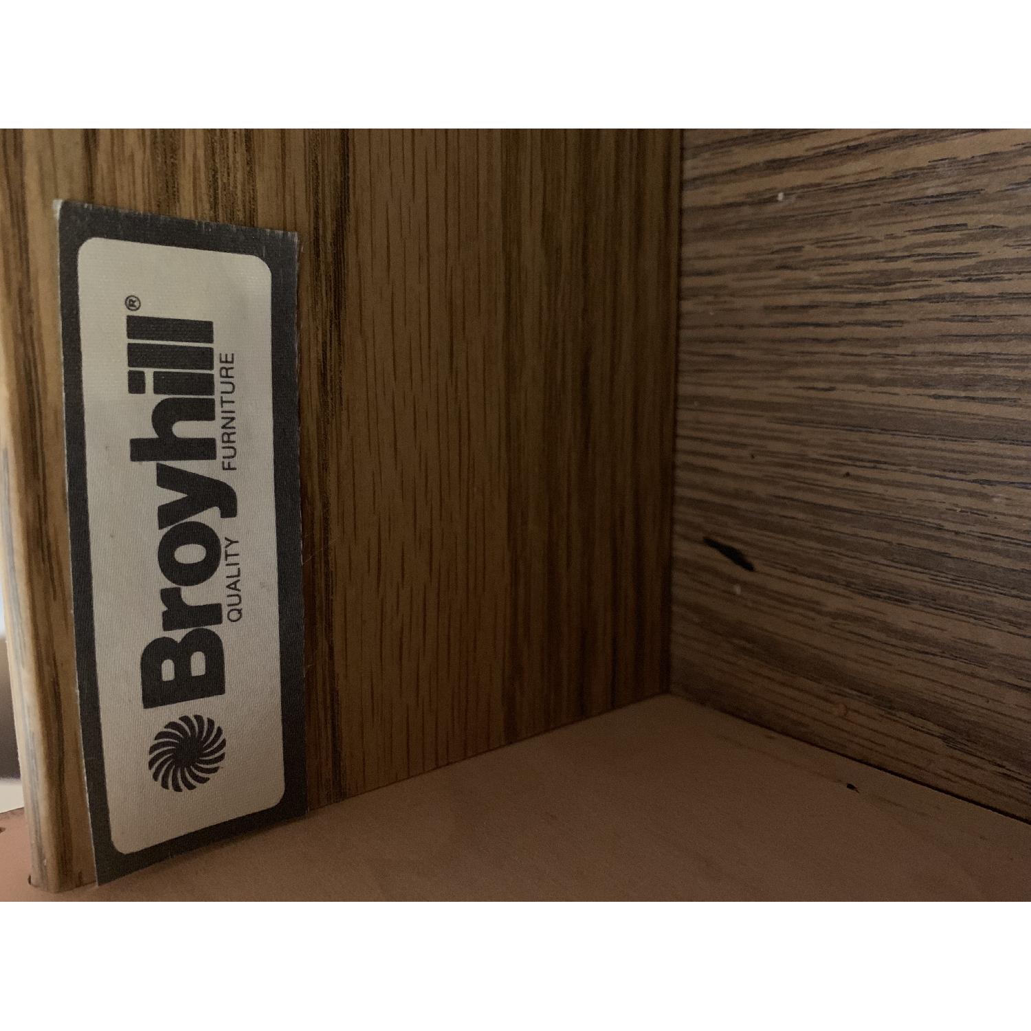 Broyhill Three-Piece Illuminated Breakfront w/ Bar - image-5