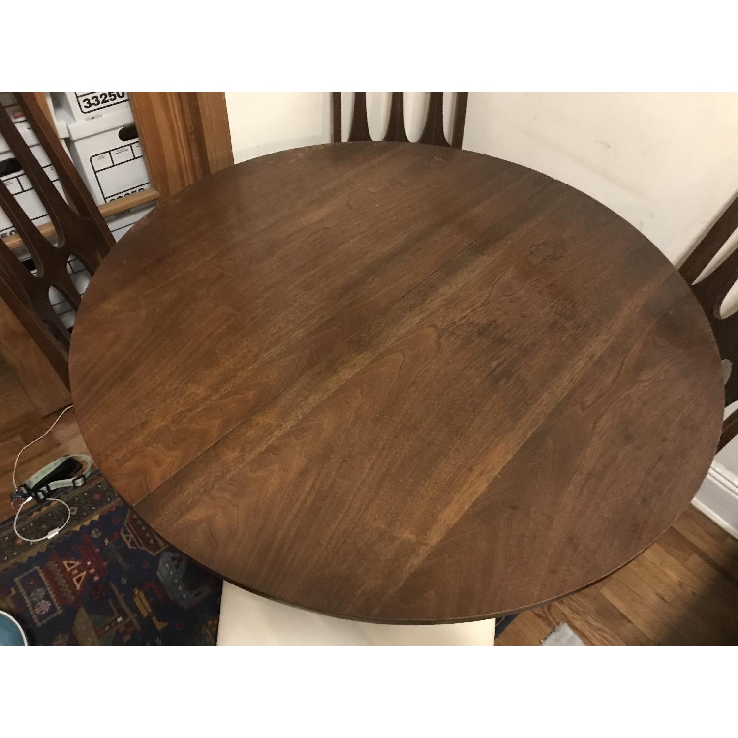 Broyhill Antique Mid Century Expandable 5-Piece Dining Set - image-6