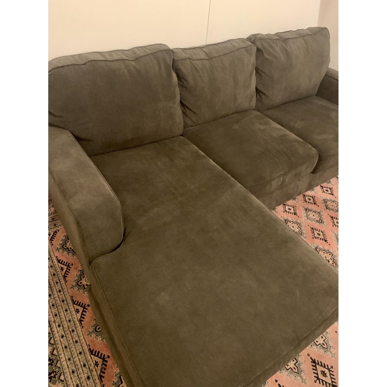 Arachne Reversible Sectional Sofa - image-8